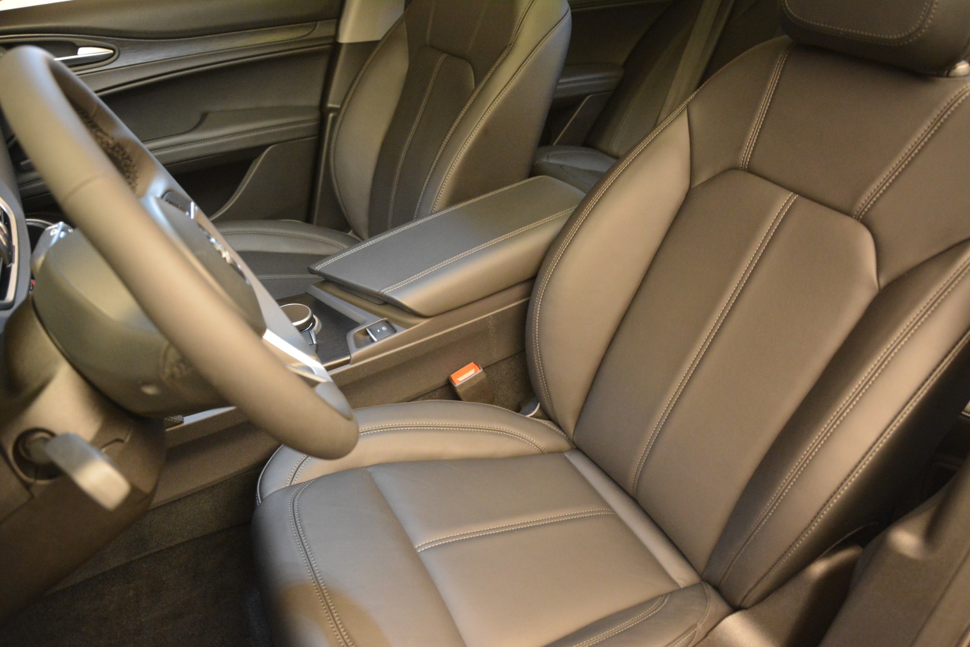 New-2019-Alfa-Romeo-Stelvio-Q4