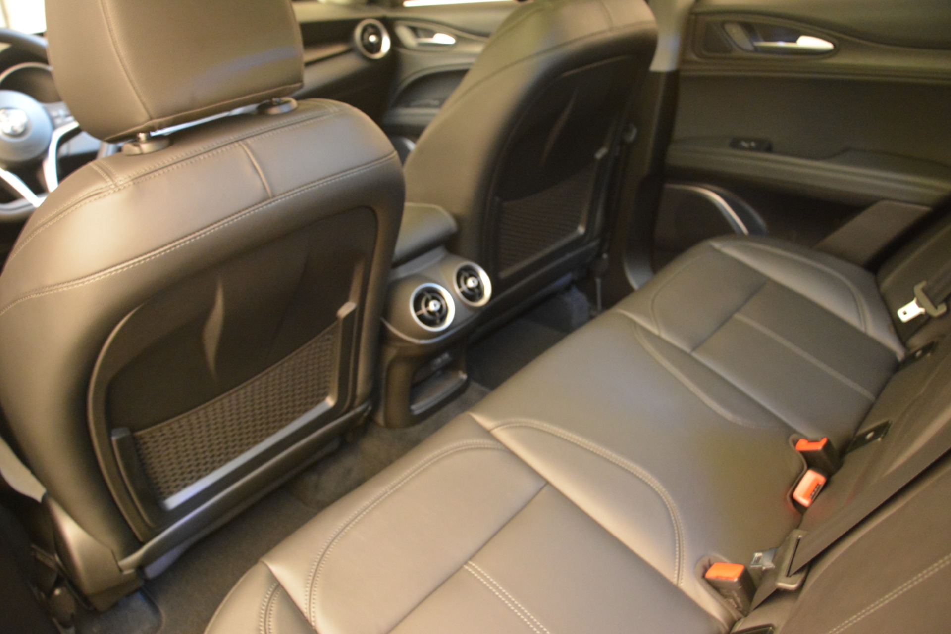 New-2019-Alfa-Romeo-Stelvio-Q4