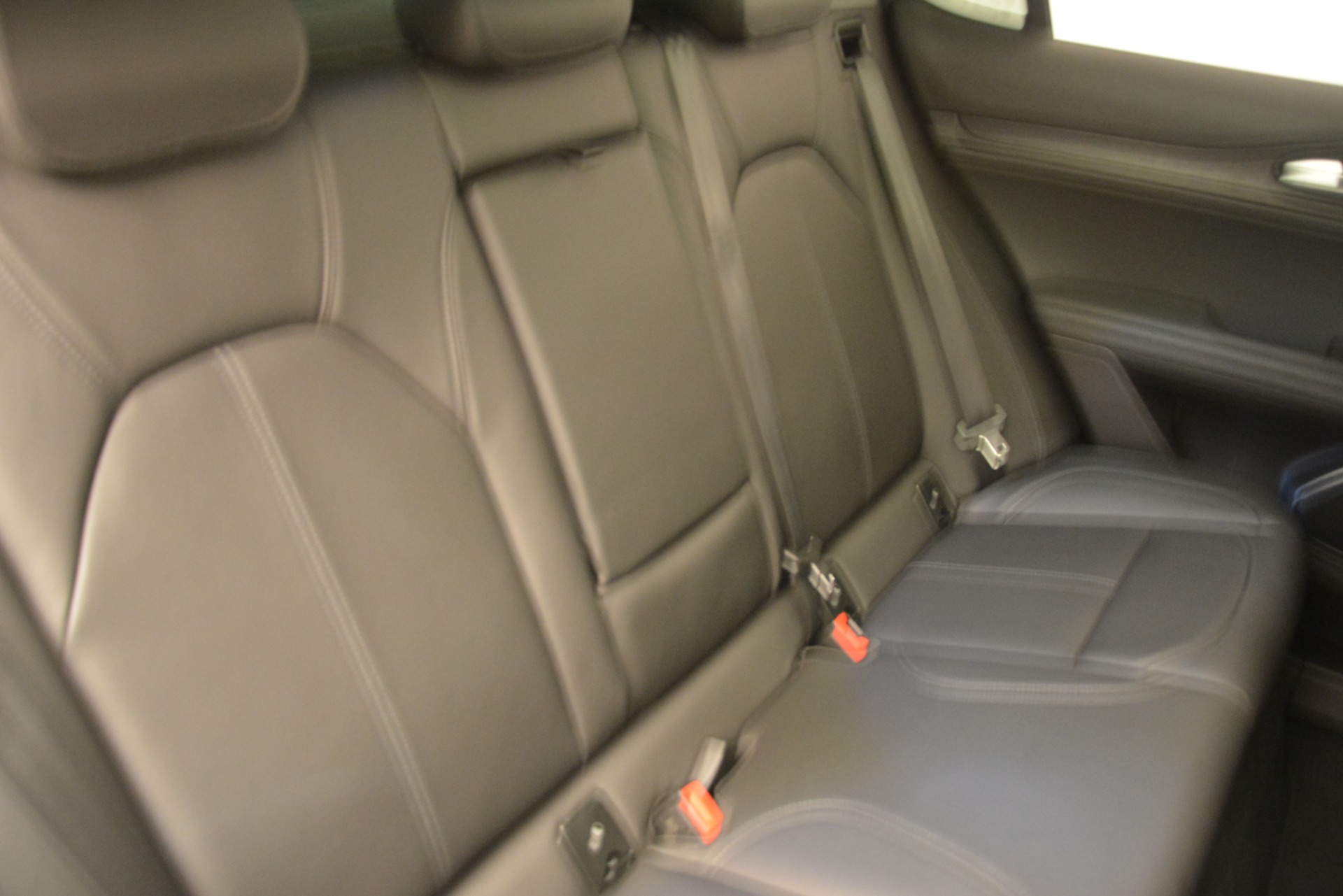 New-2019-Alfa-Romeo-Stelvio-Q4