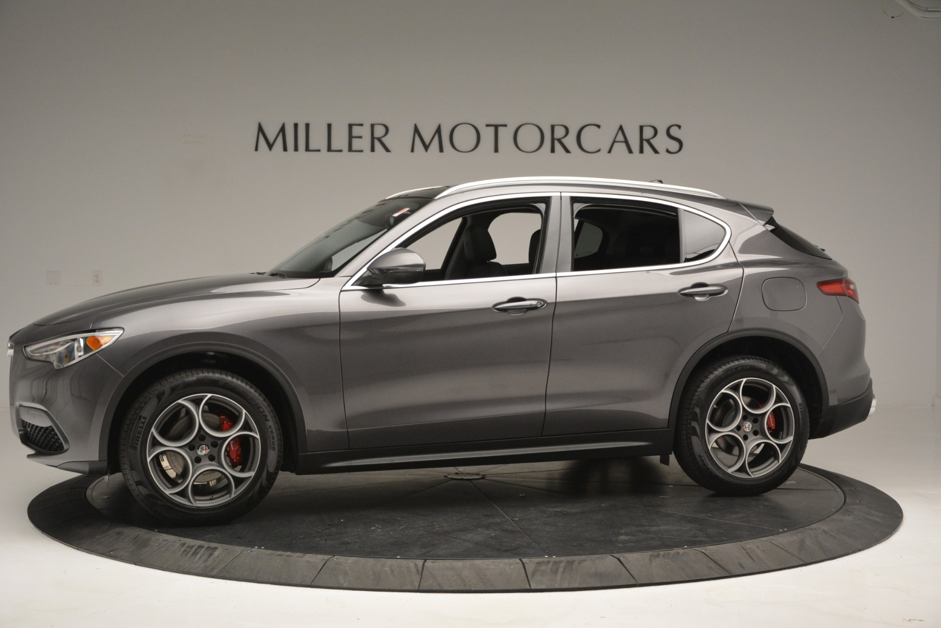 New-2019-Alfa-Romeo-Stelvio-Q4
