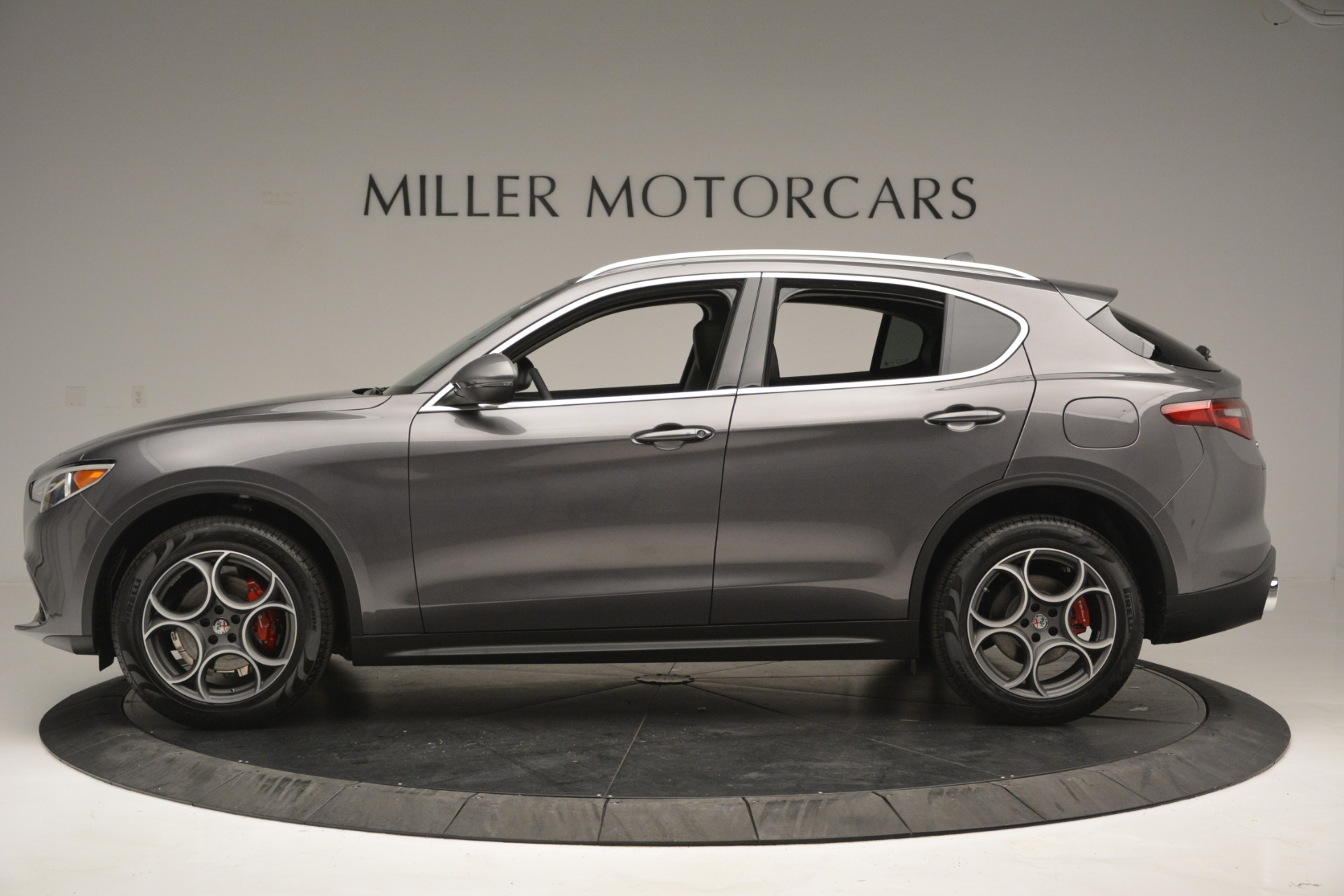 New-2019-Alfa-Romeo-Stelvio-Q4