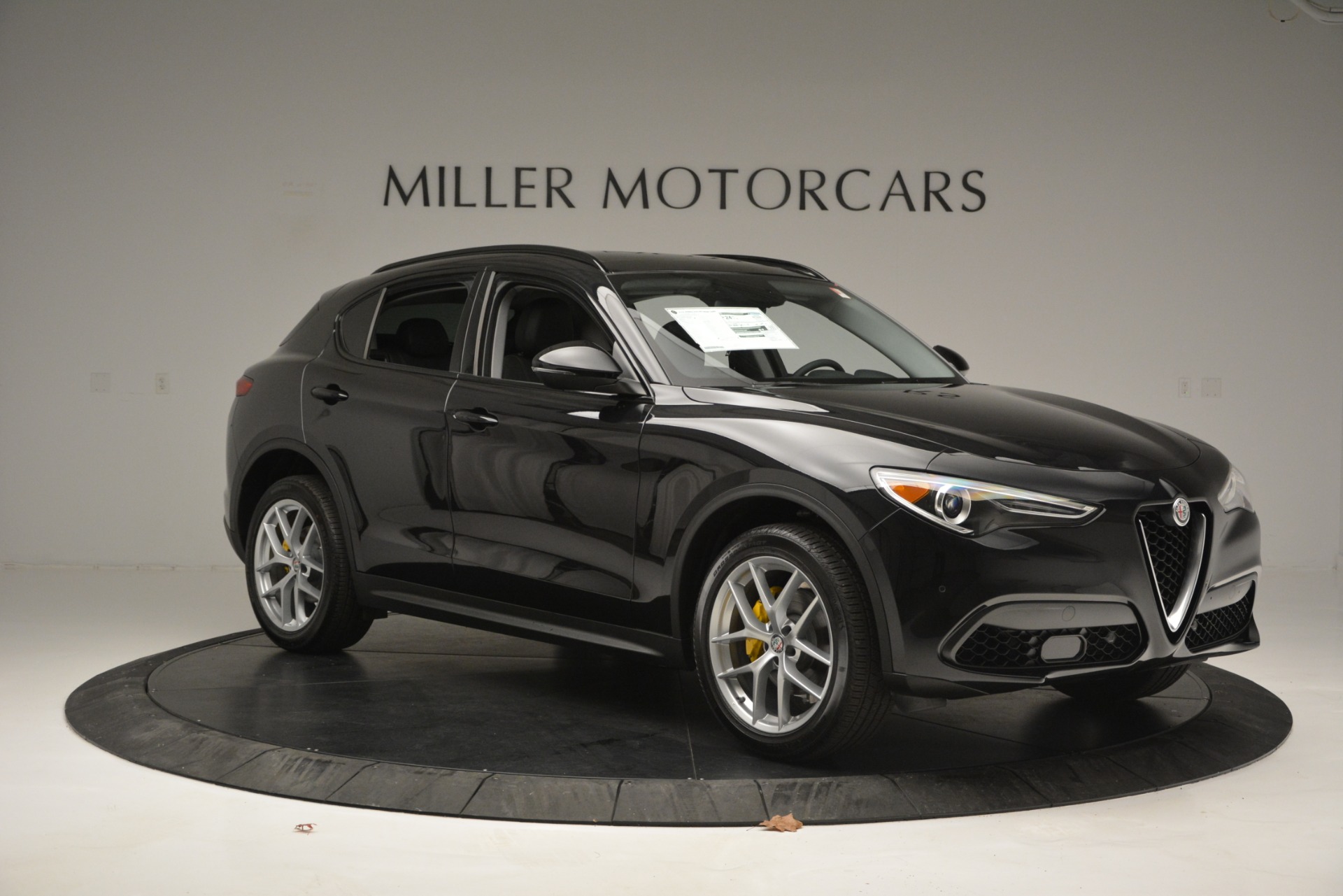 New-2019-Alfa-Romeo-Stelvio-Q4