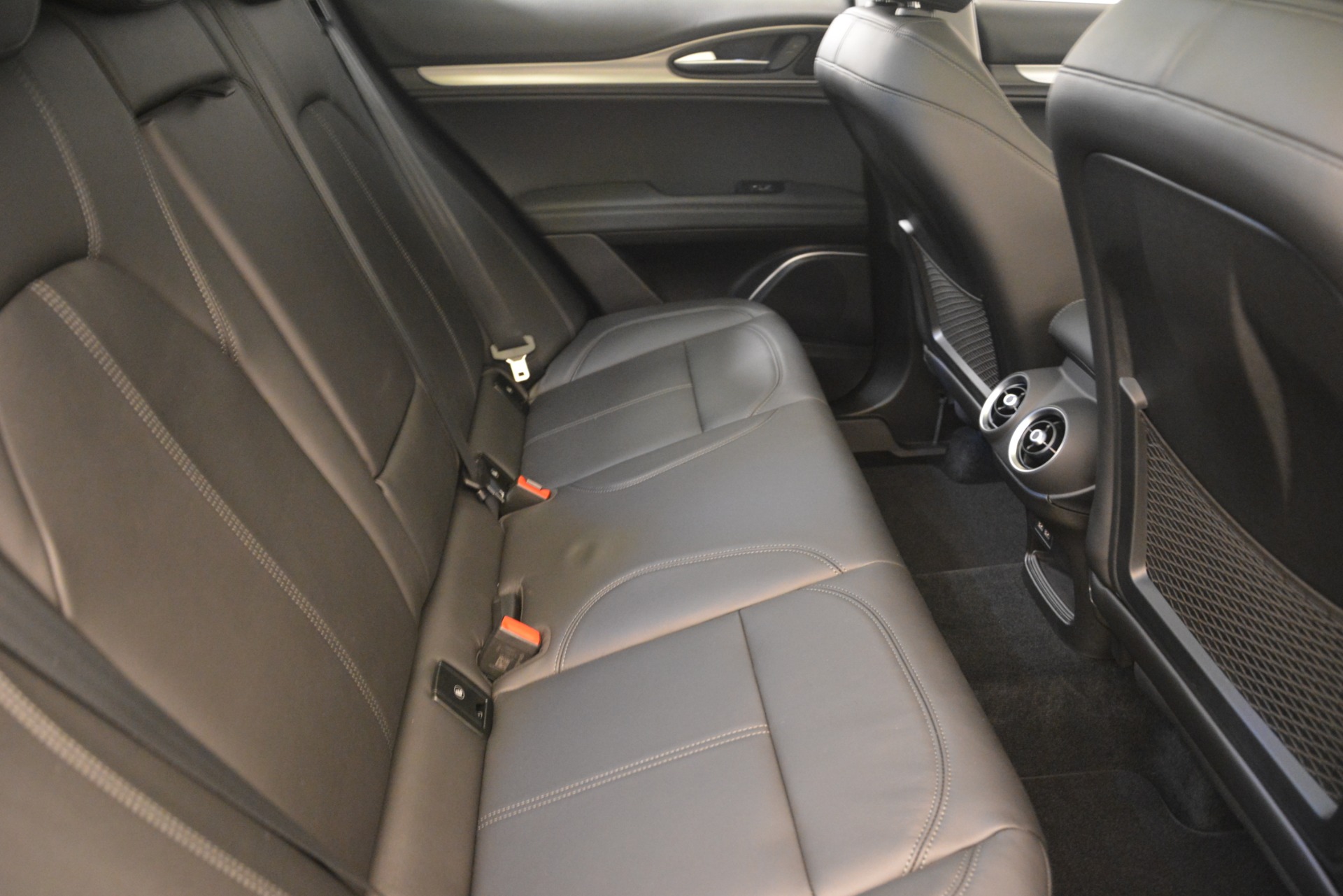 New-2019-Alfa-Romeo-Stelvio-Q4