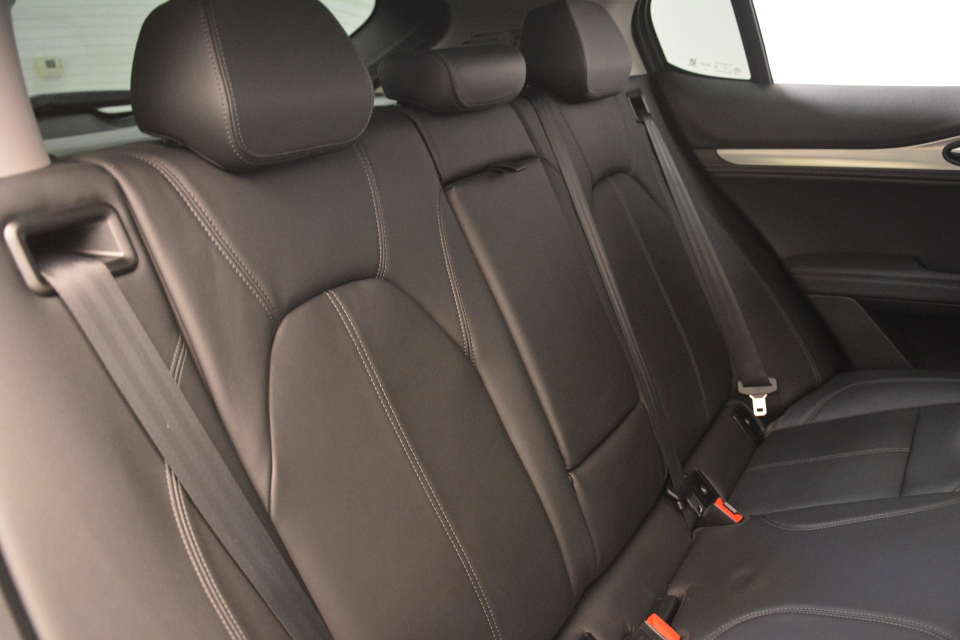 New-2019-Alfa-Romeo-Stelvio-Q4