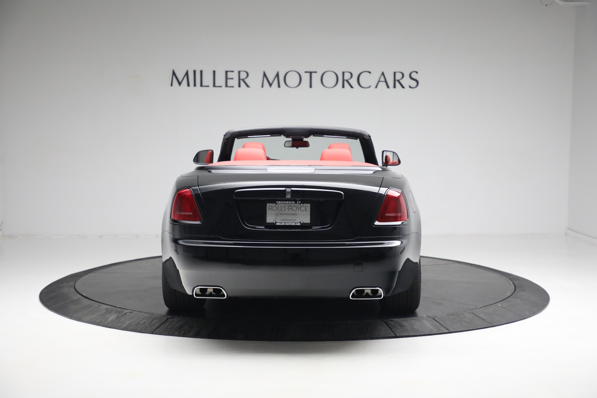 Used-2019-Rolls-Royce-Dawn