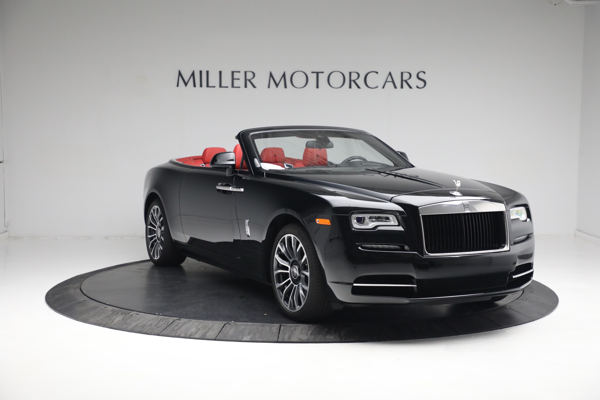 Used-2019-Rolls-Royce-Dawn