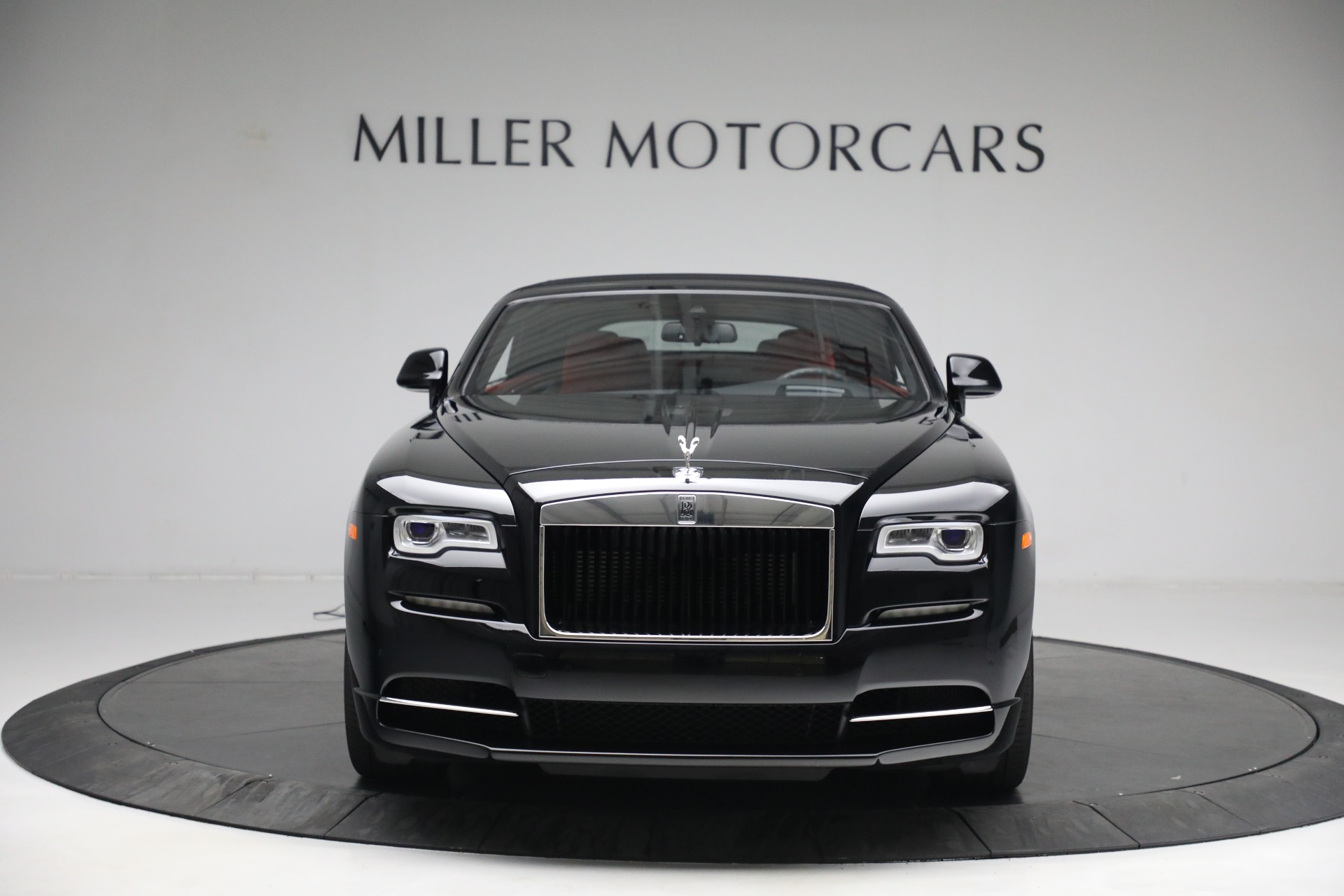 Used-2019-Rolls-Royce-Dawn