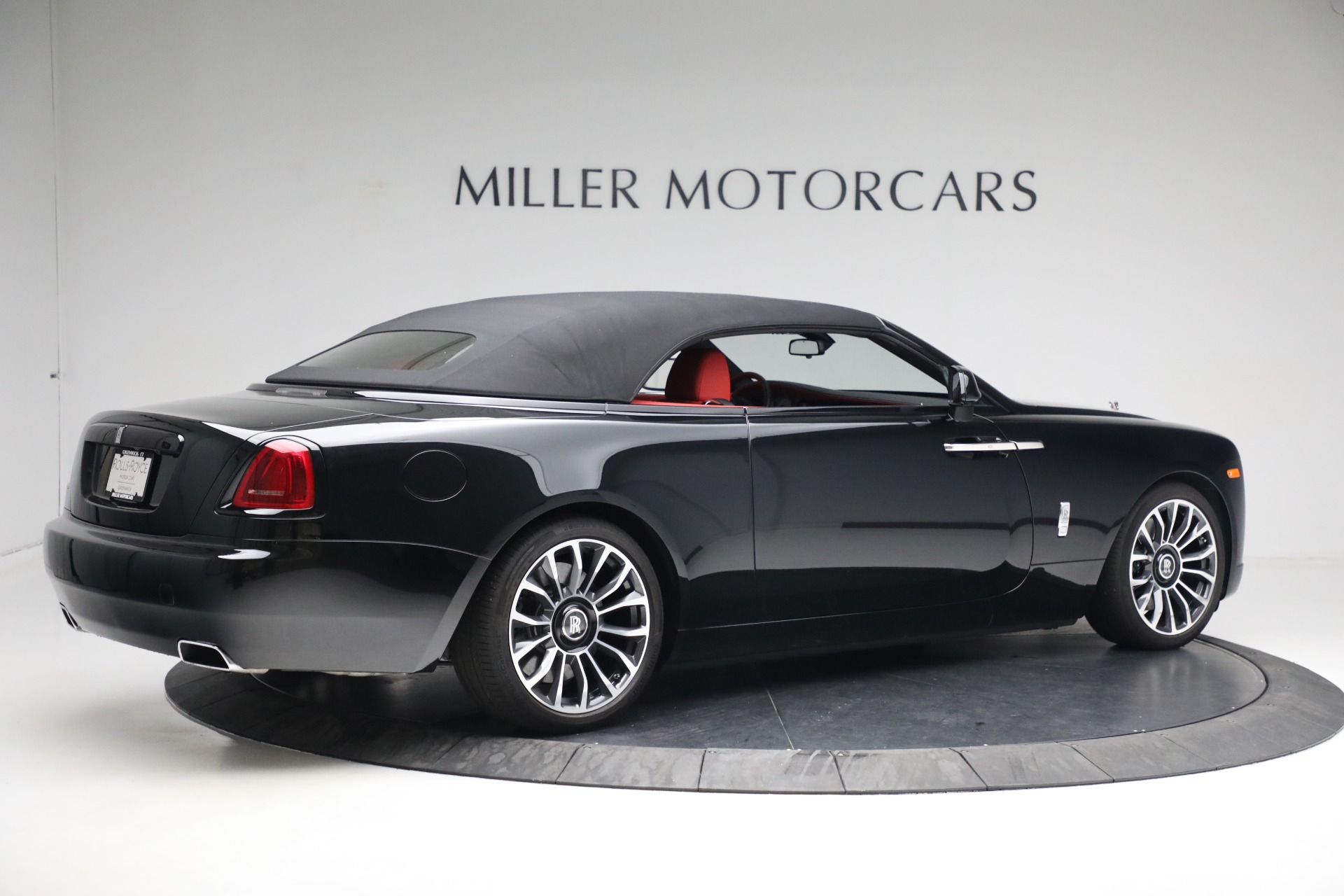 Used-2019-Rolls-Royce-Dawn