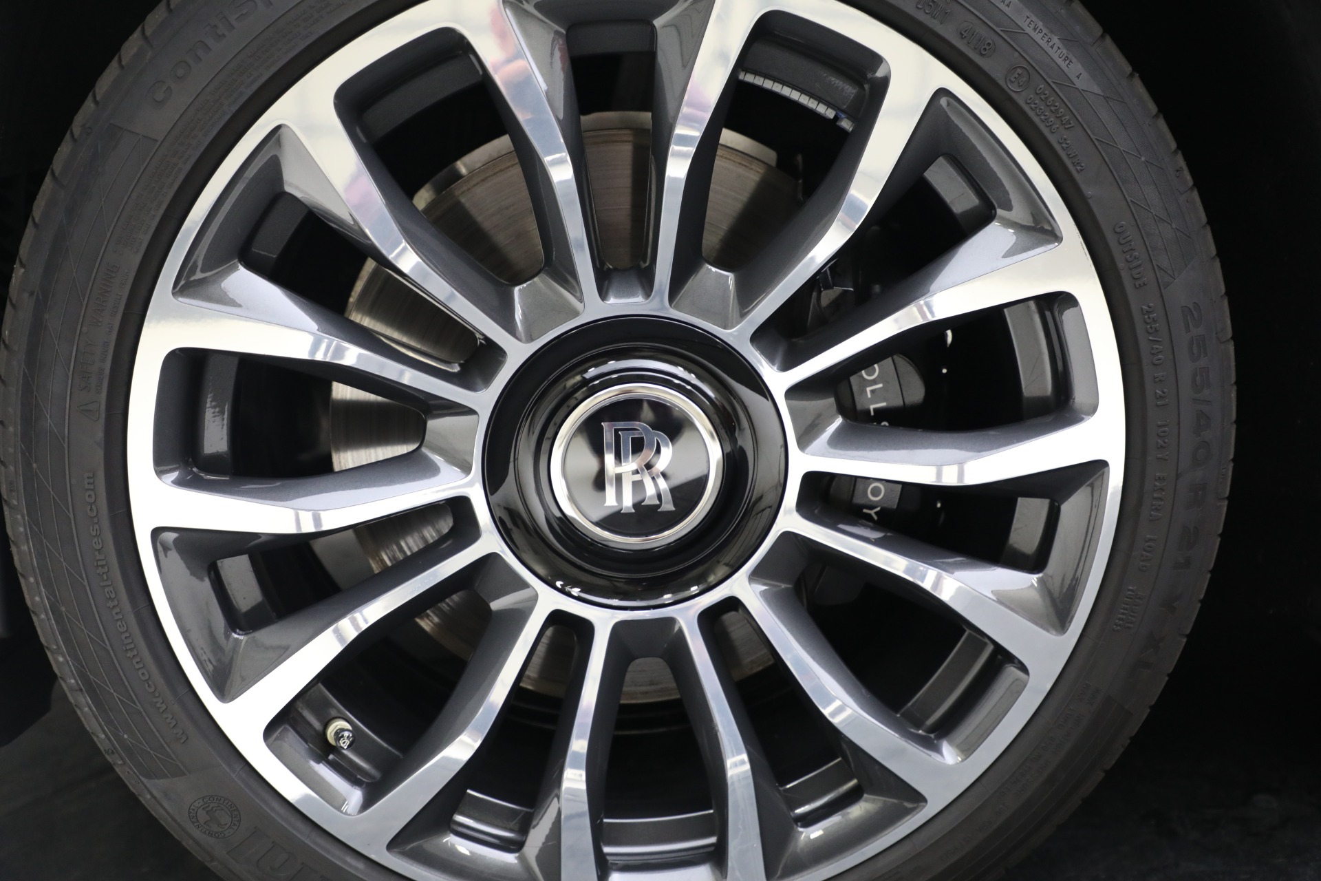 Used-2019-Rolls-Royce-Dawn