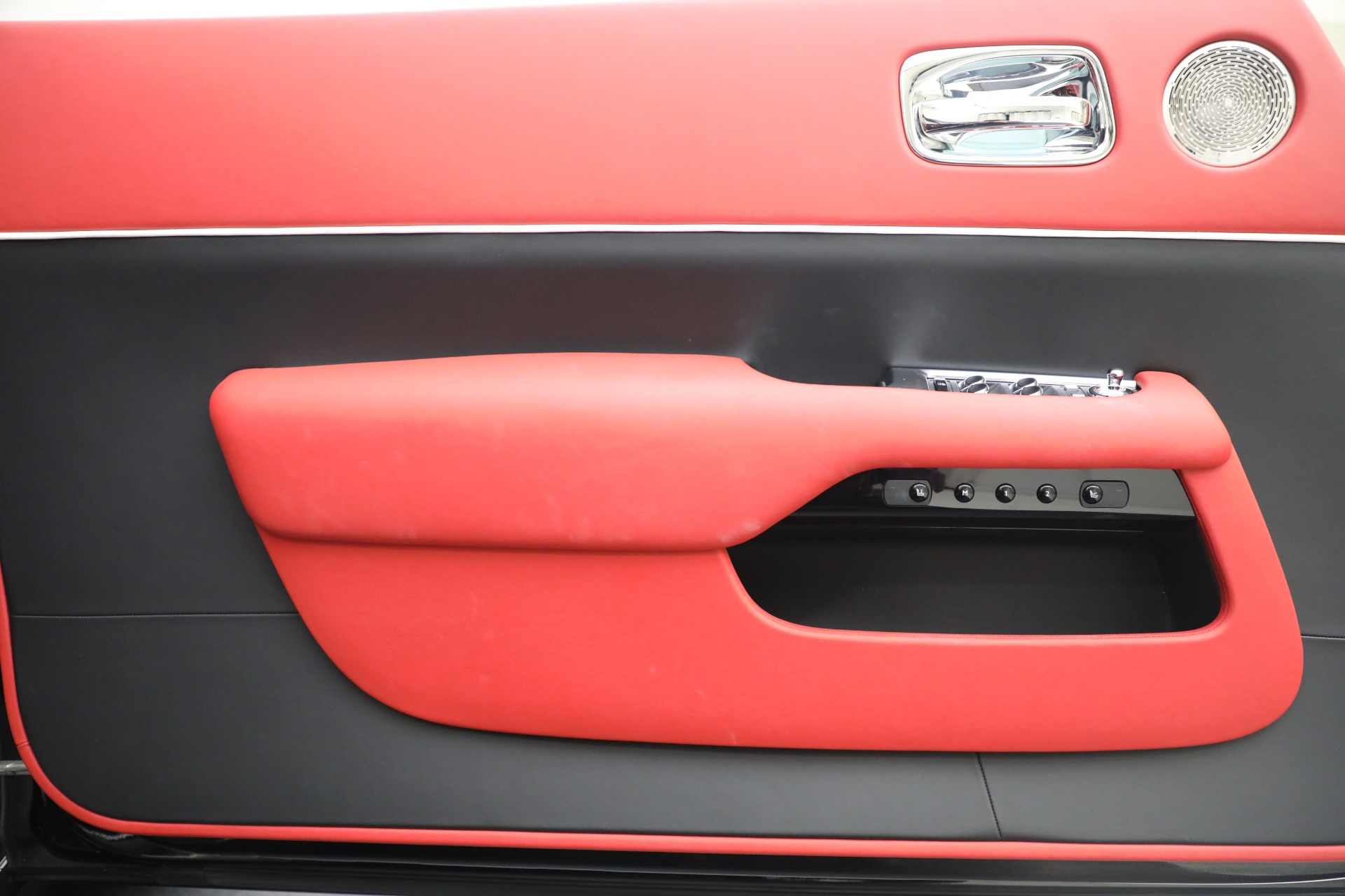 Used-2019-Rolls-Royce-Dawn