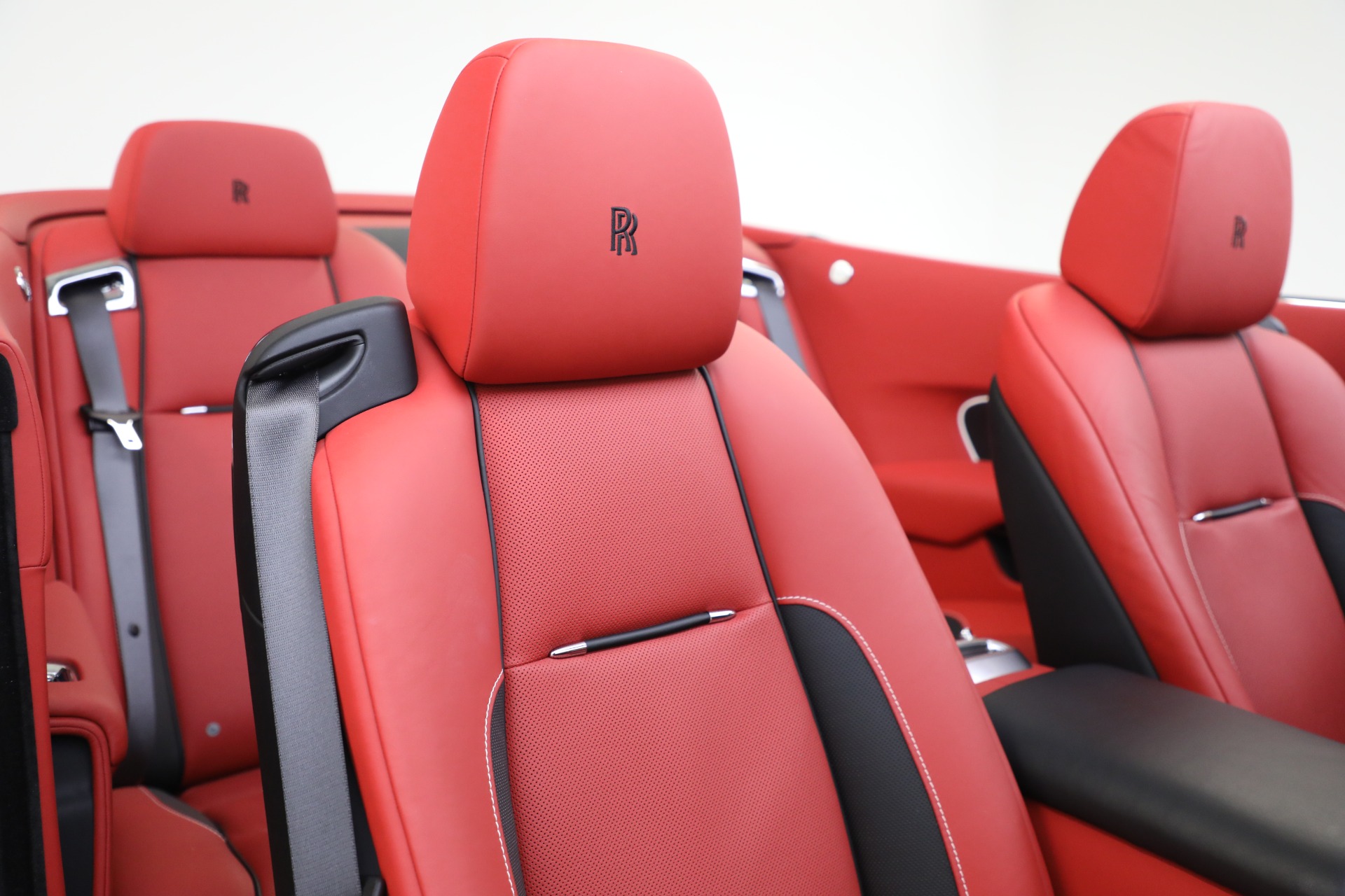 Used-2019-Rolls-Royce-Dawn