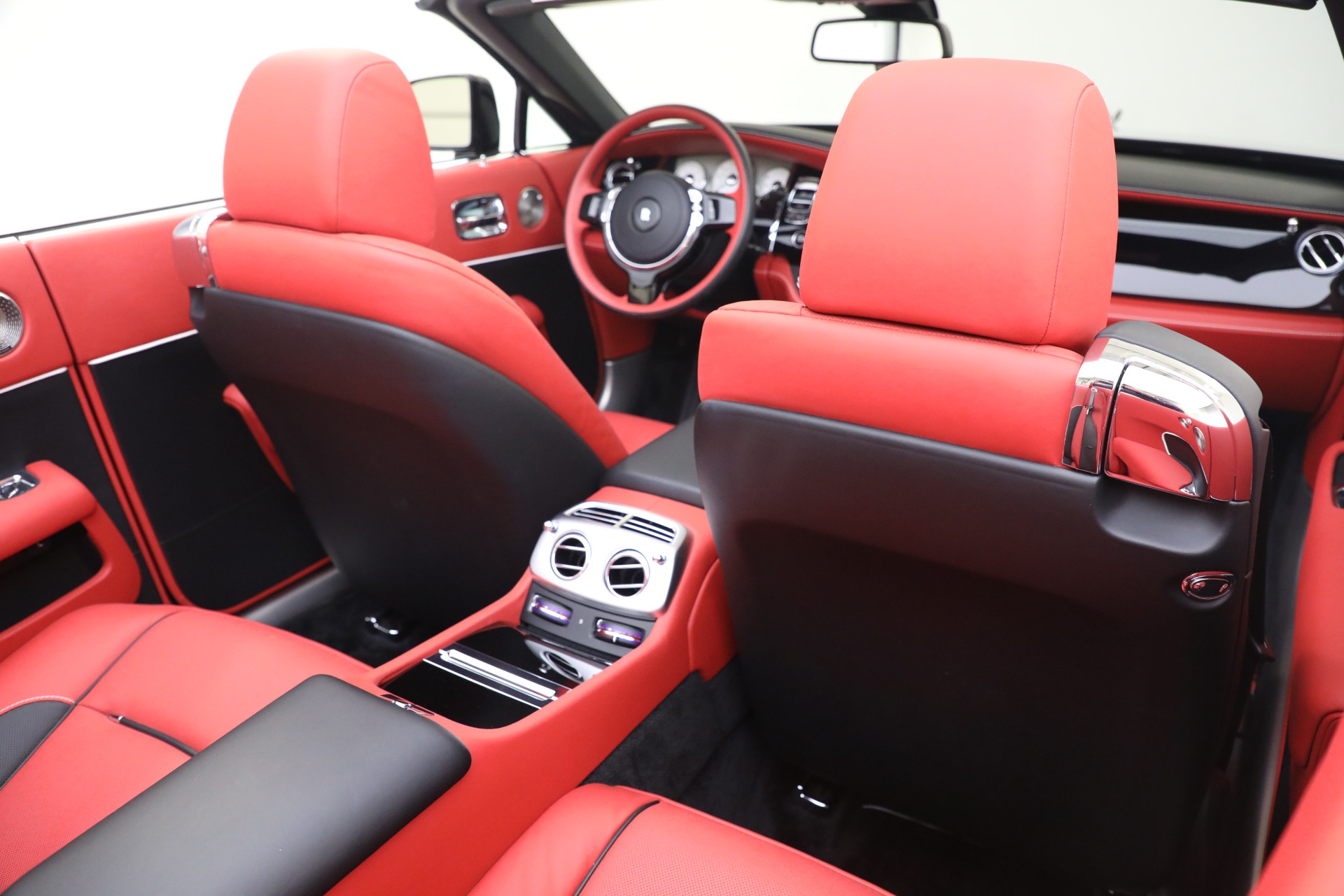 Used-2019-Rolls-Royce-Dawn