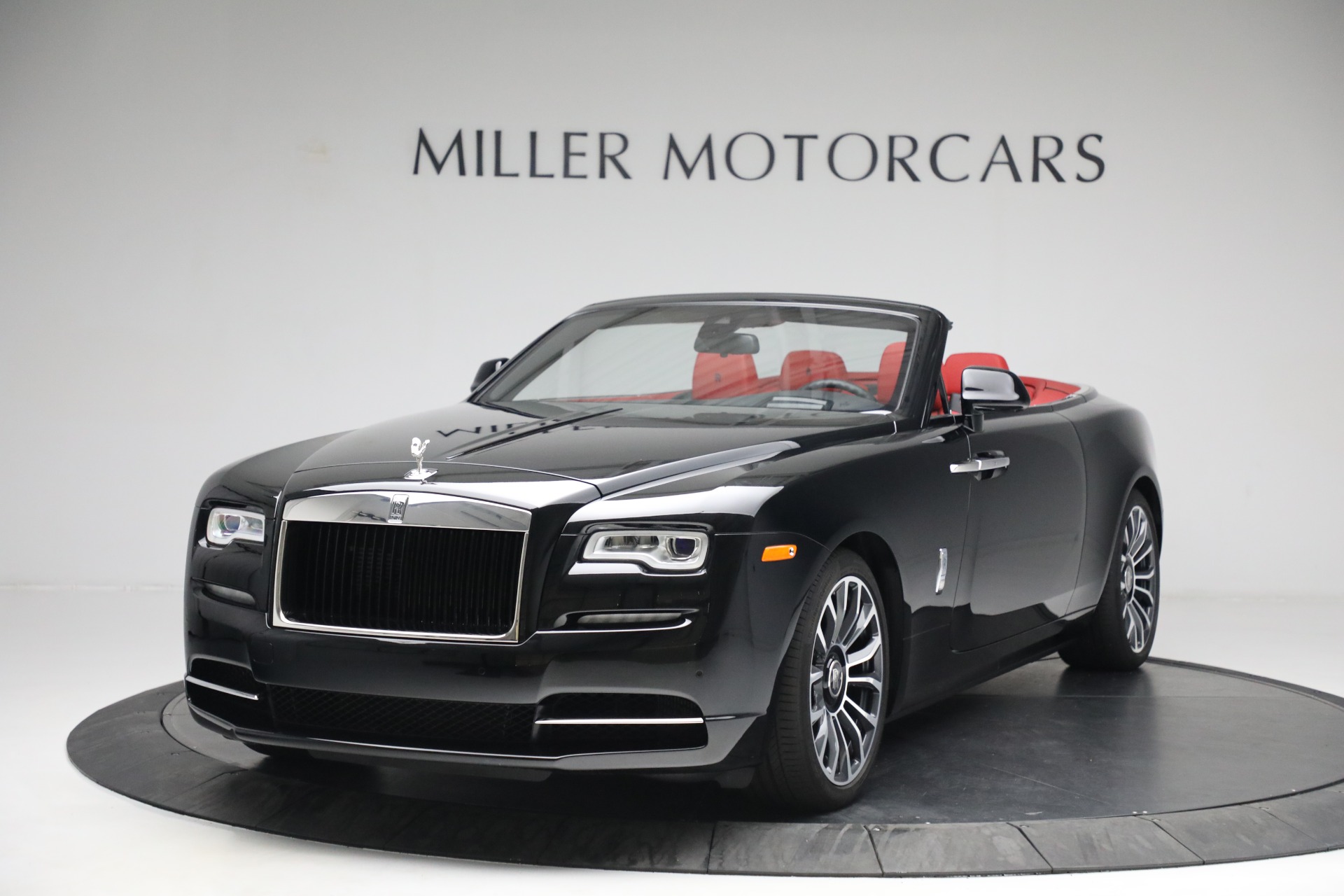 Used-2019-Rolls-Royce-Dawn