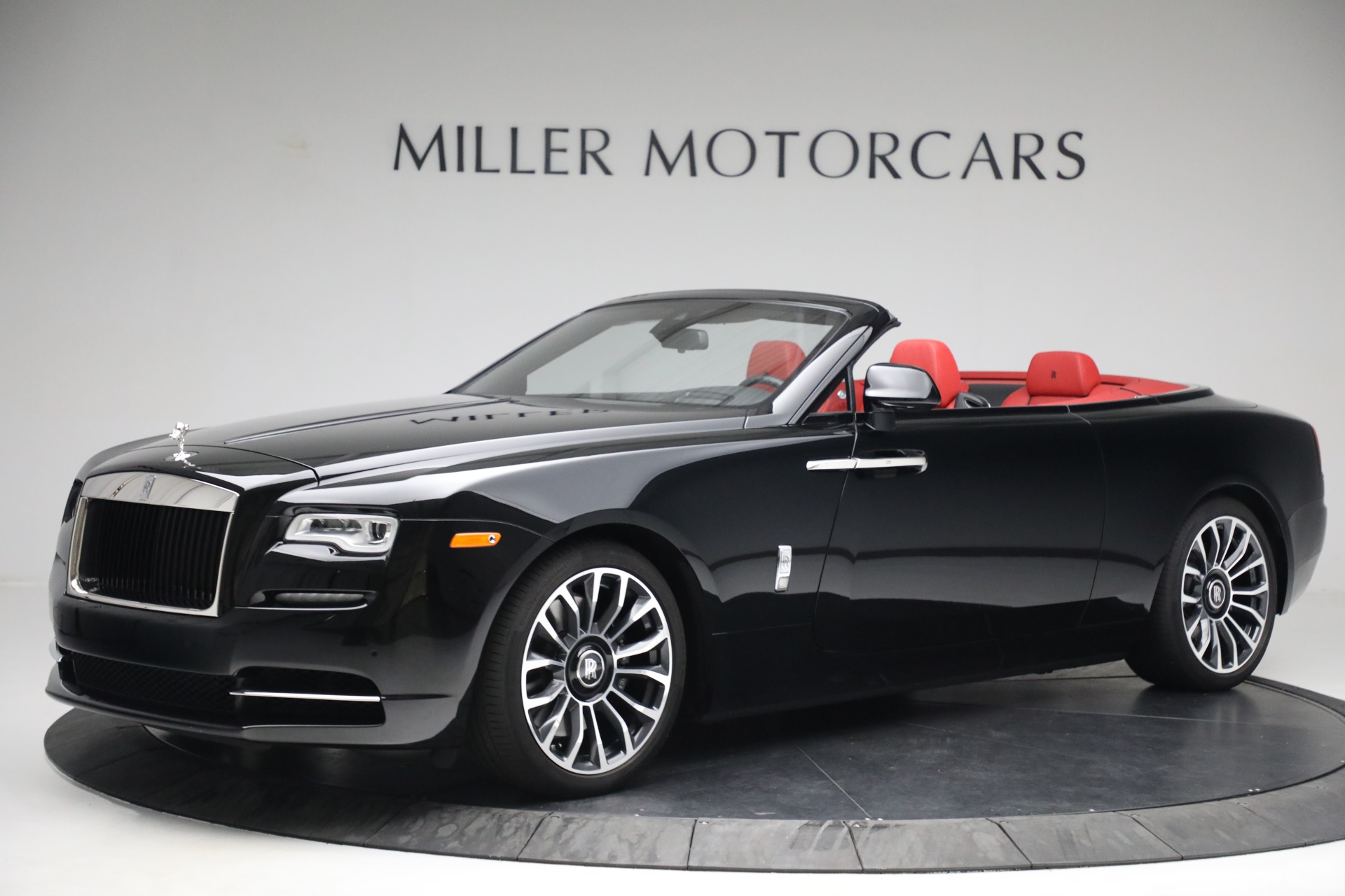 Used-2019-Rolls-Royce-Dawn