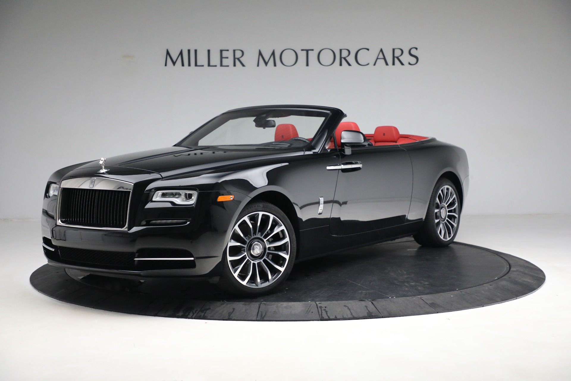 Used-2019-Rolls-Royce-Dawn