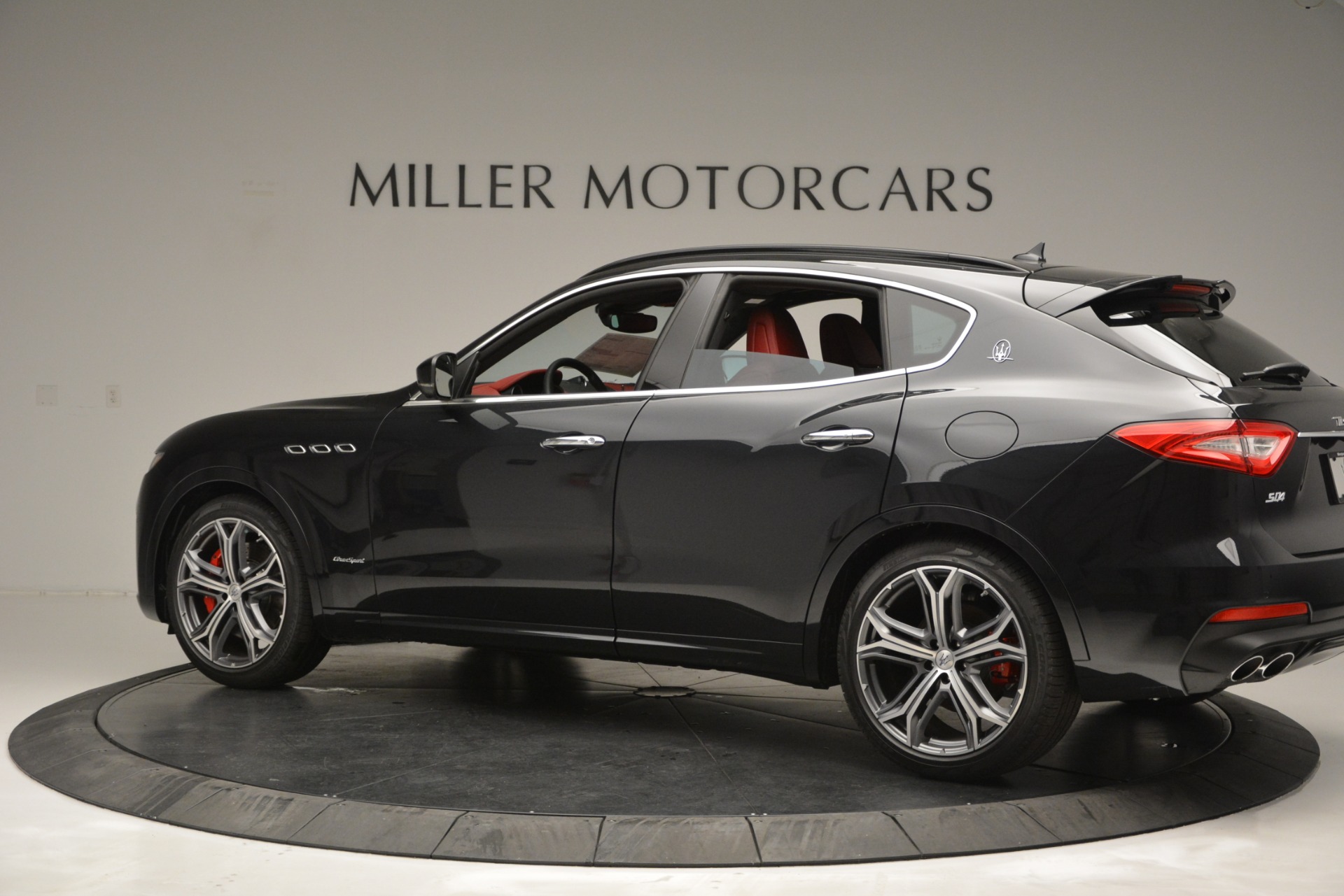 New-2019-Maserati-Levante-S-Q4-GranSport