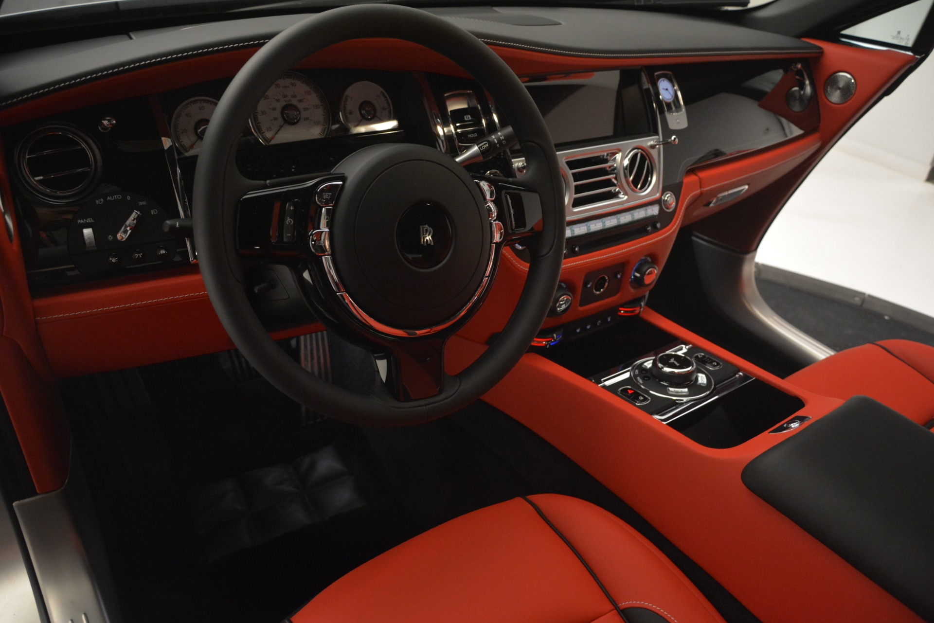 New-2019-Rolls-Royce-Wraith