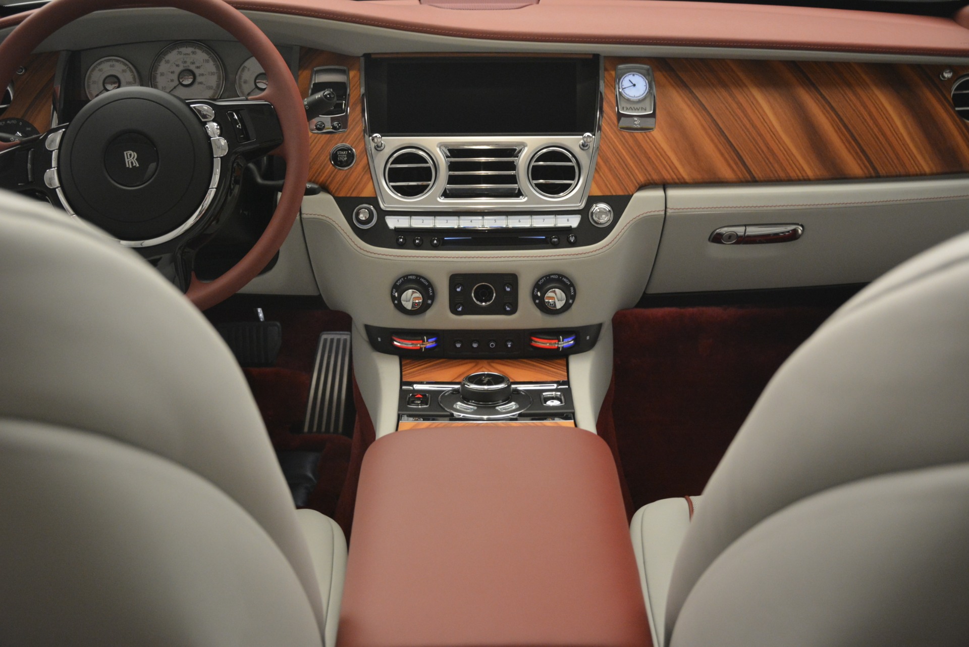 New-2019-Rolls-Royce-Dawn