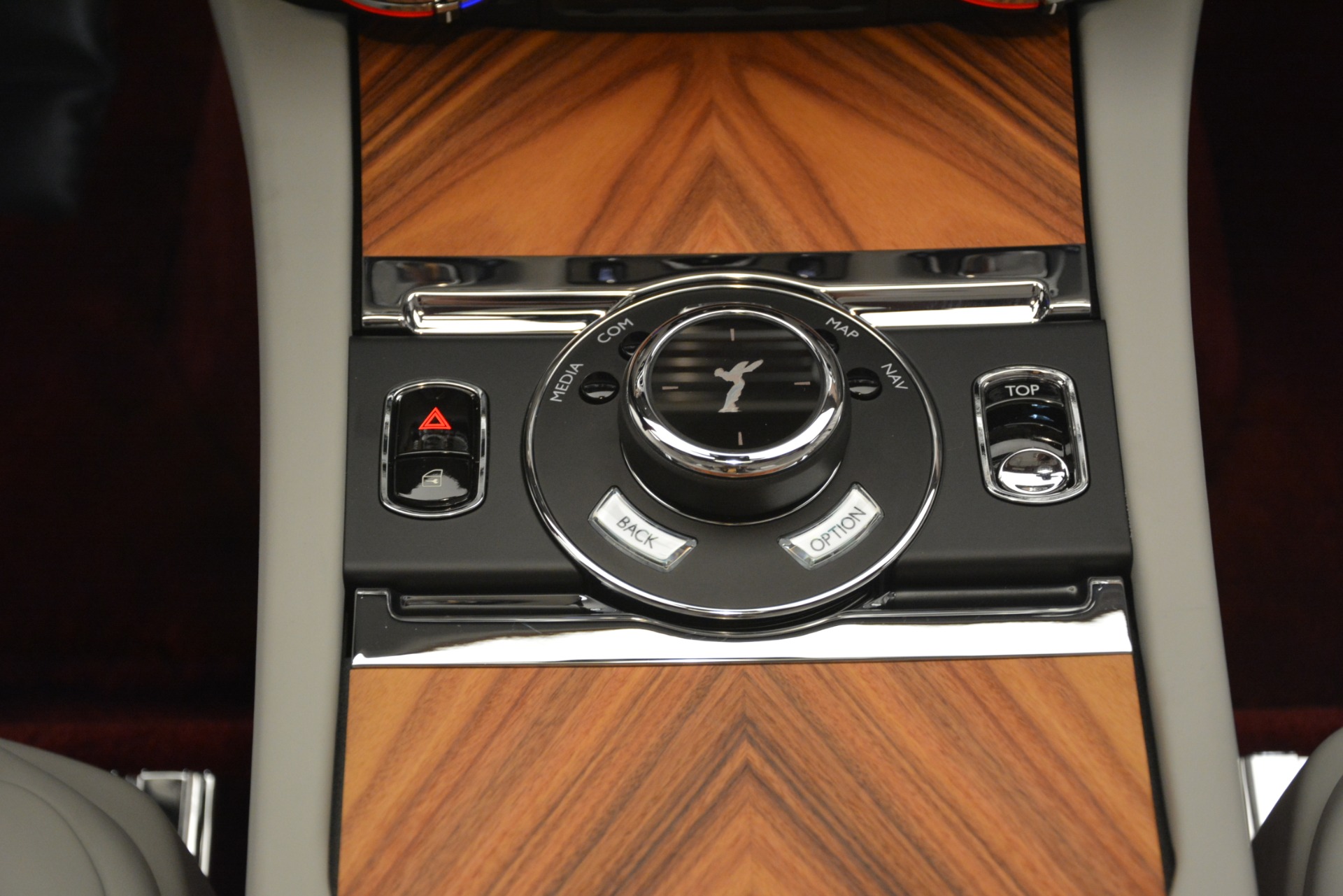 New-2019-Rolls-Royce-Dawn