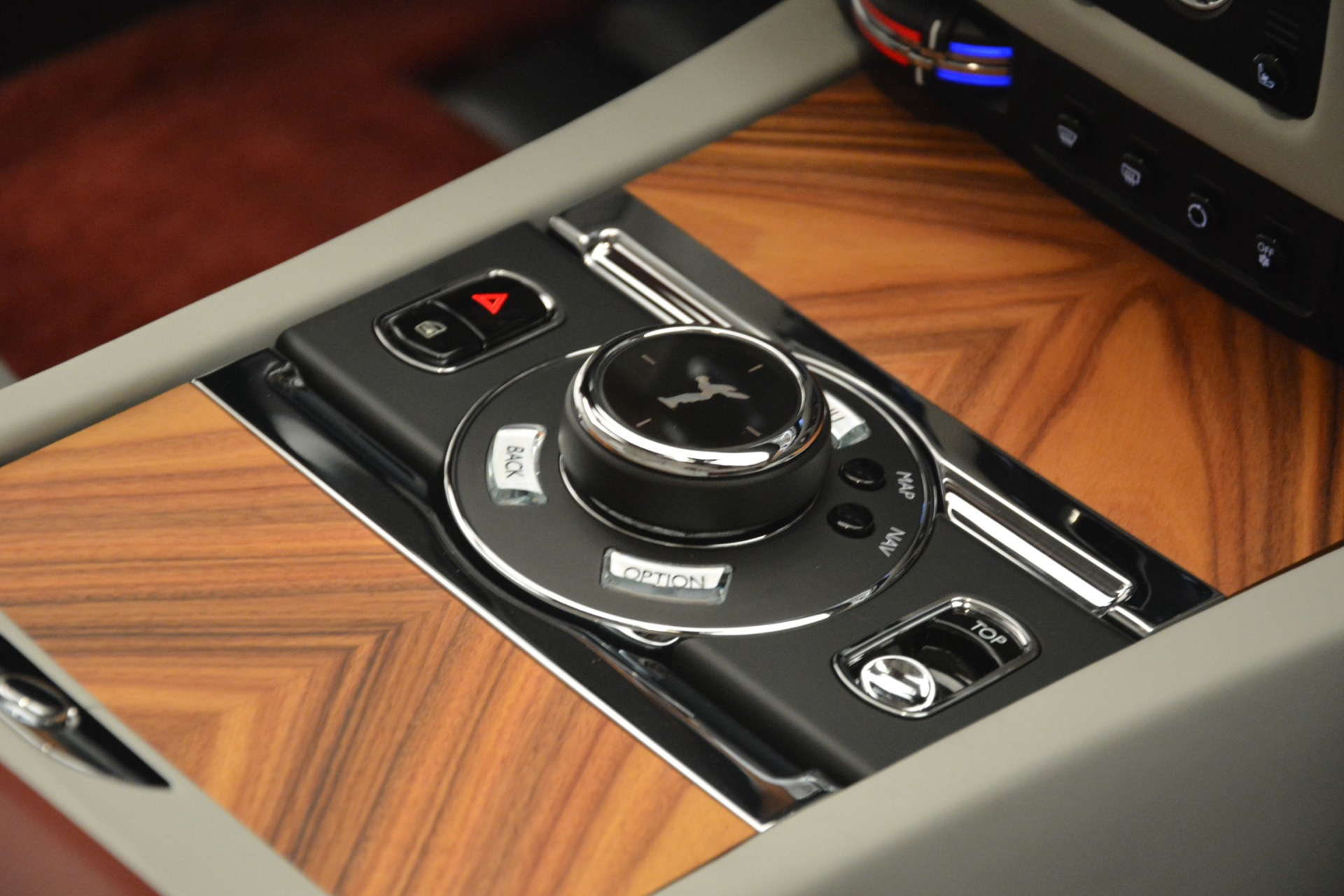 New-2019-Rolls-Royce-Dawn