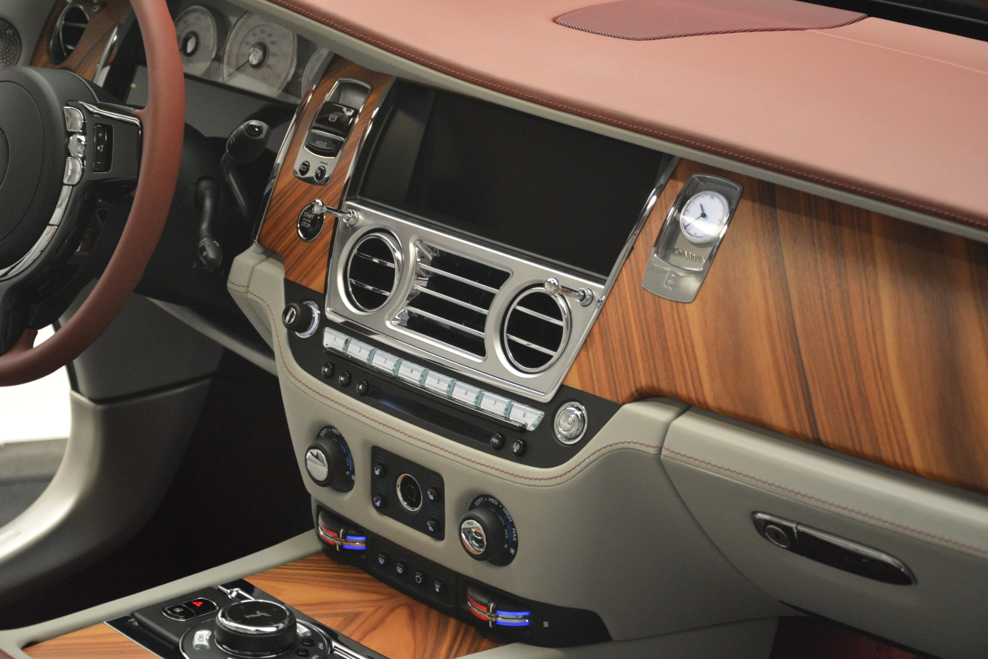 New-2019-Rolls-Royce-Dawn