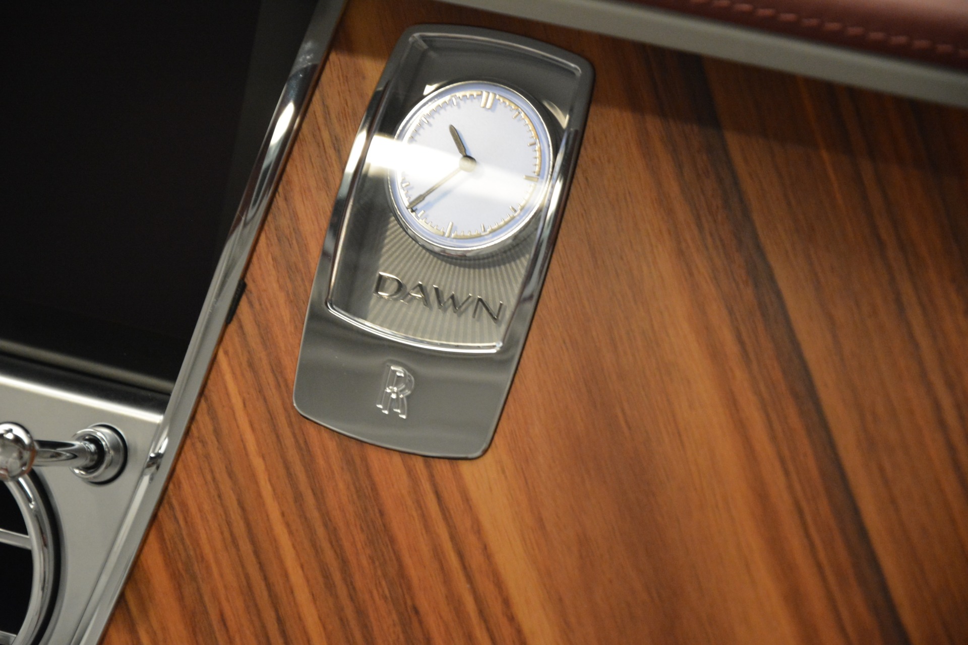 New-2019-Rolls-Royce-Dawn