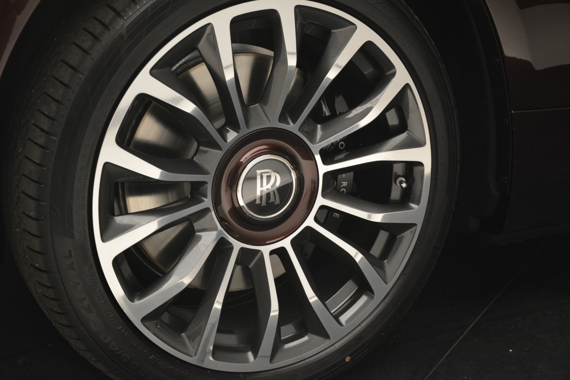 New-2019-Rolls-Royce-Dawn