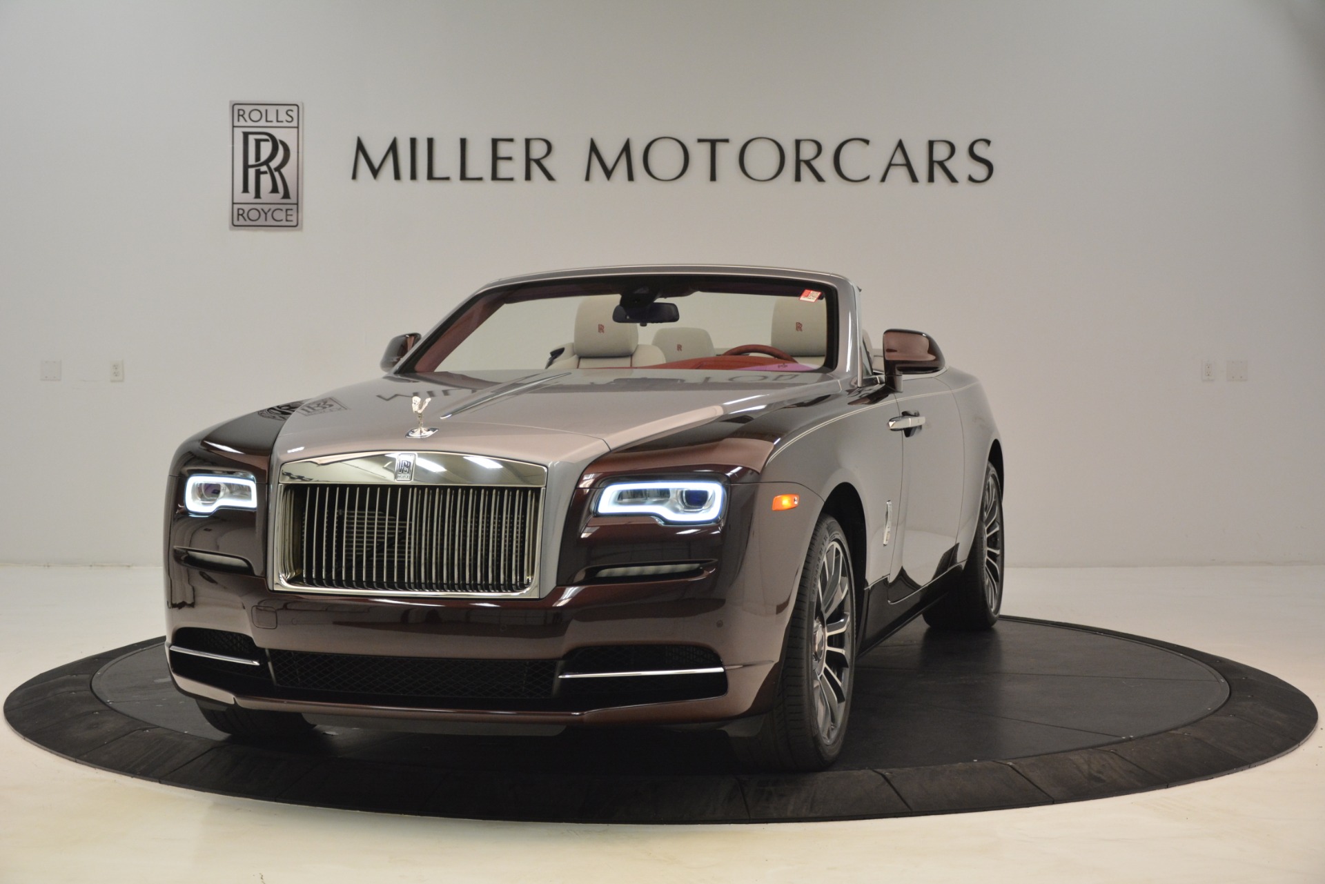 New-2019-Rolls-Royce-Dawn