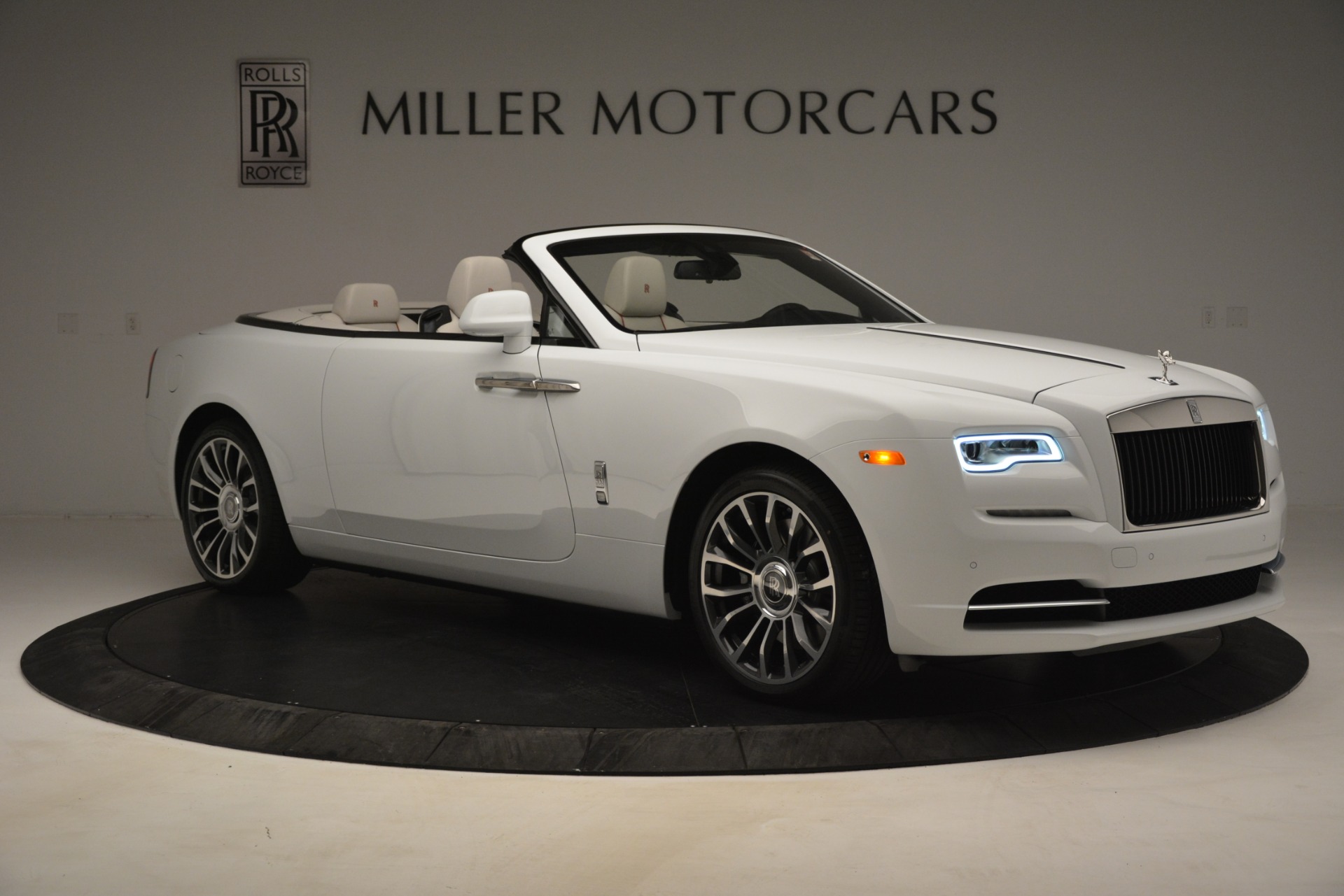 Used-2019-Rolls-Royce-Dawn