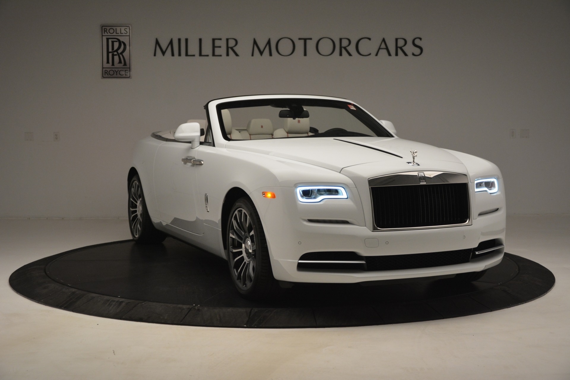 Used-2019-Rolls-Royce-Dawn