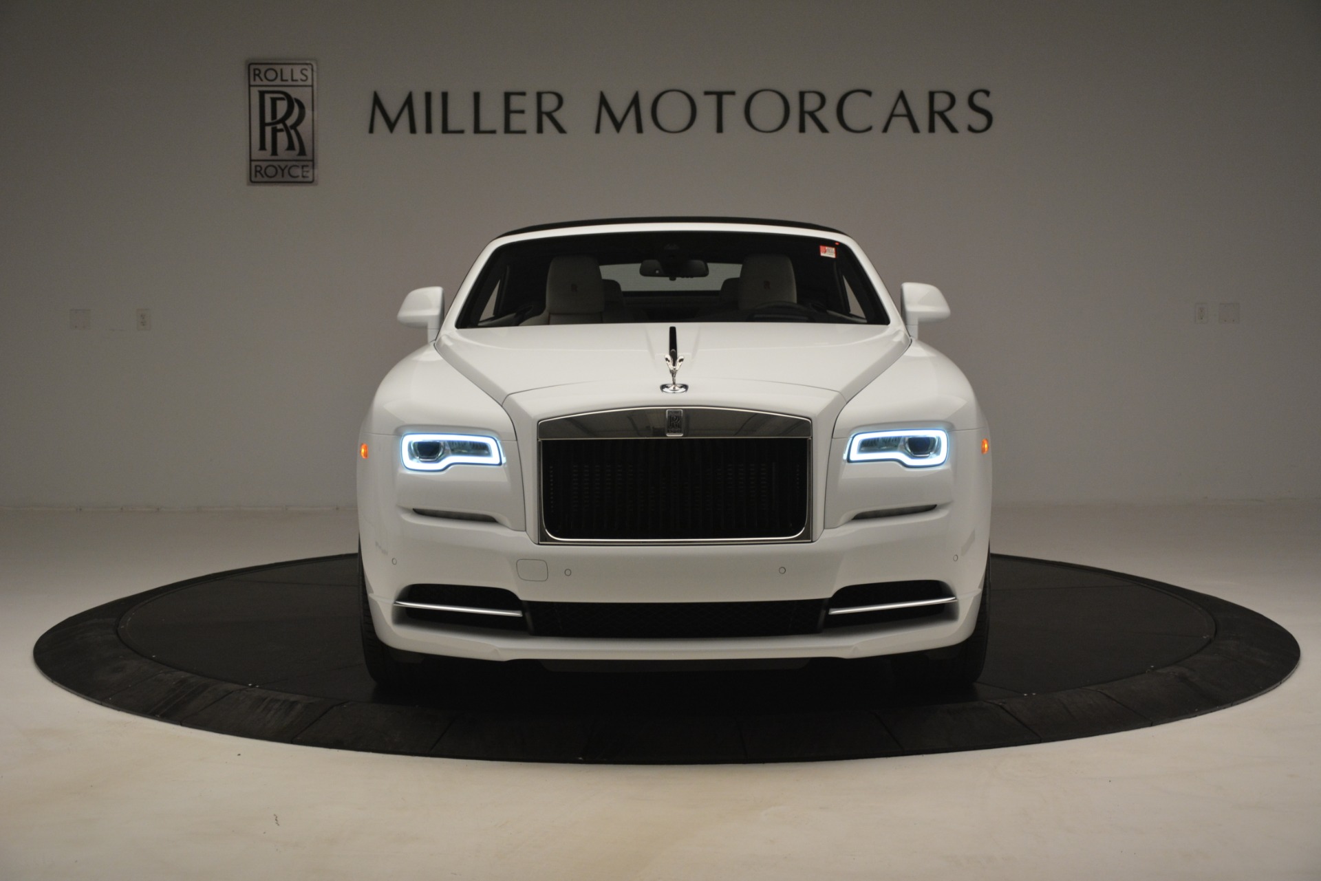 Used-2019-Rolls-Royce-Dawn