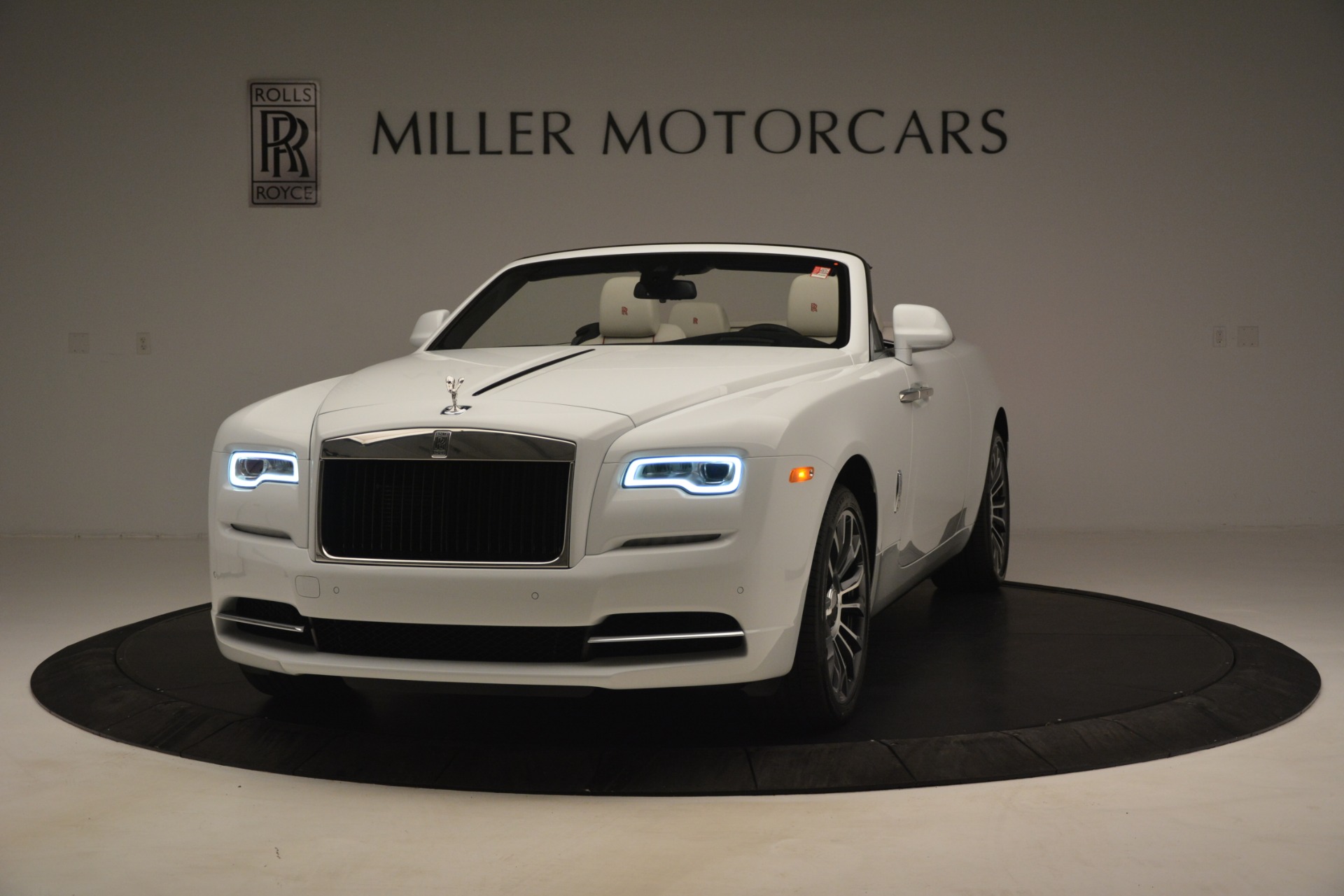Used-2019-Rolls-Royce-Dawn