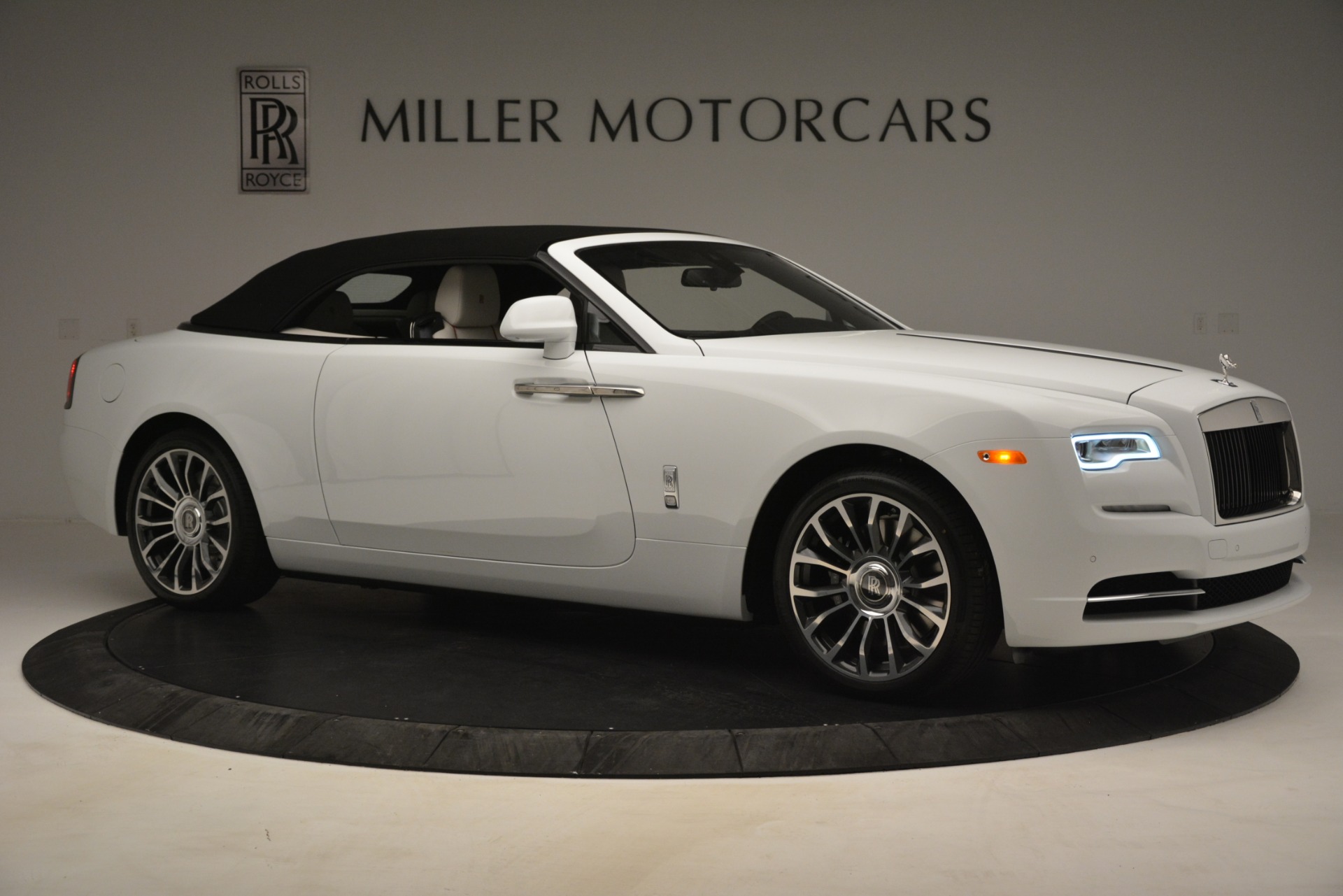 Used-2019-Rolls-Royce-Dawn