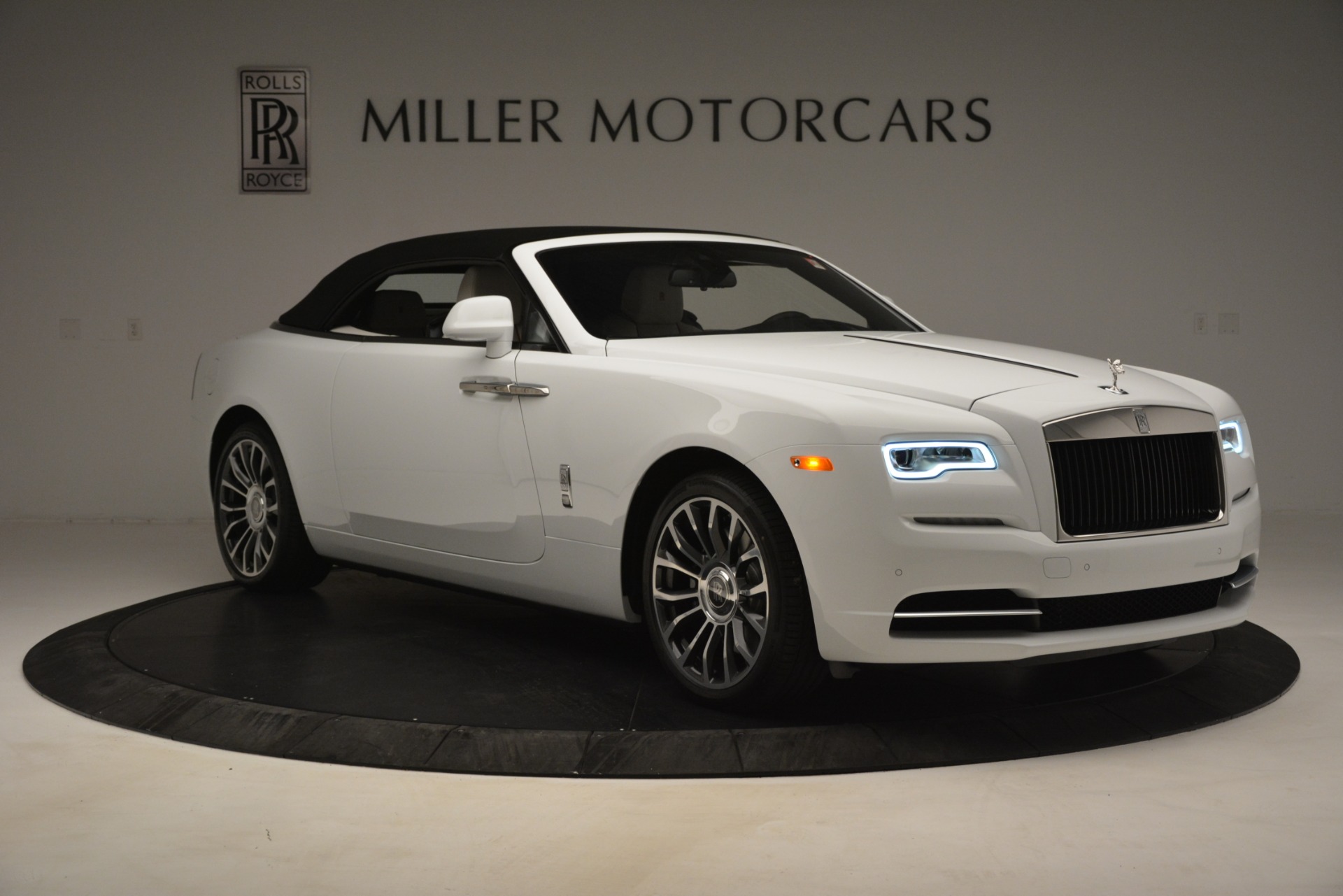 Used-2019-Rolls-Royce-Dawn