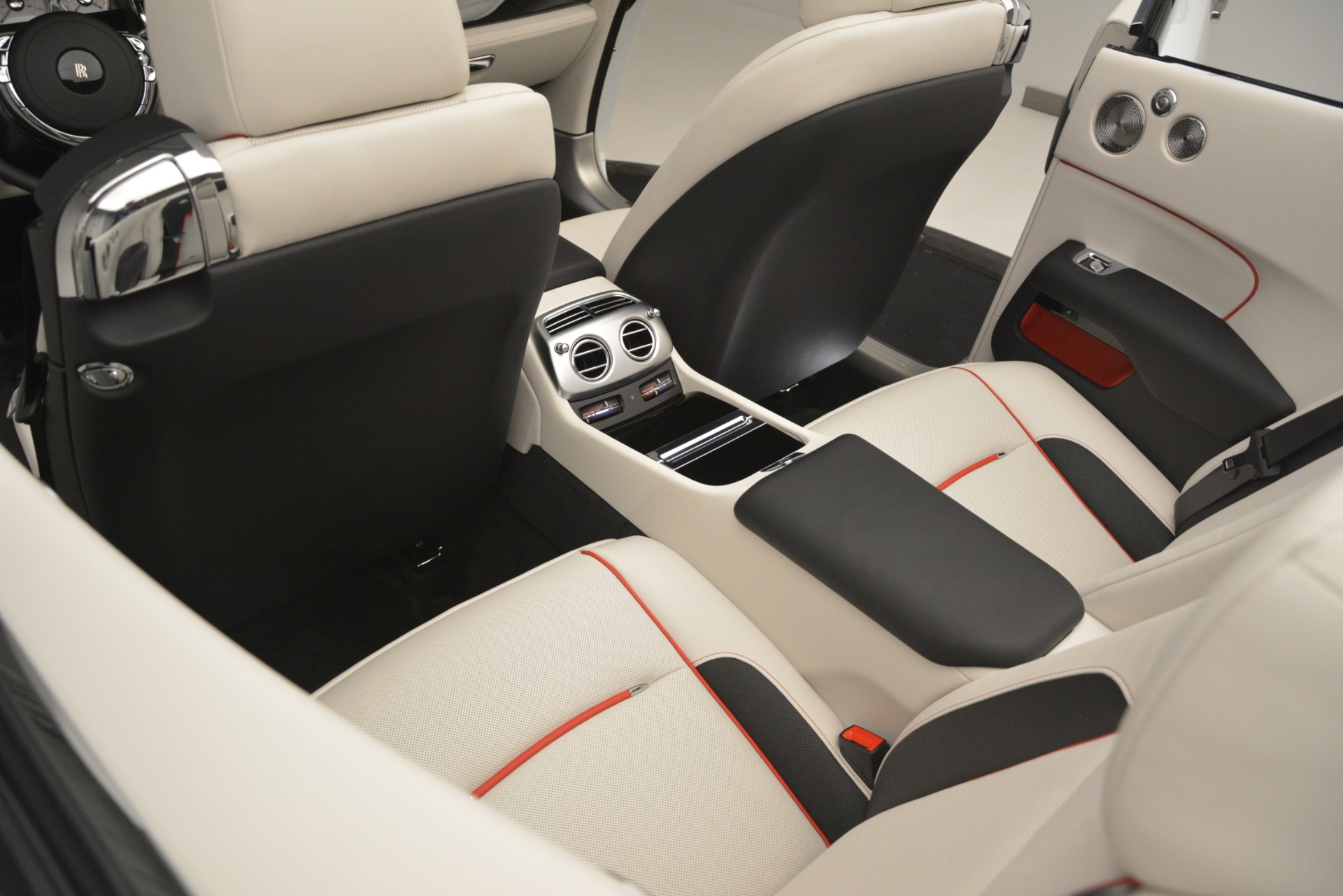 Used-2019-Rolls-Royce-Dawn