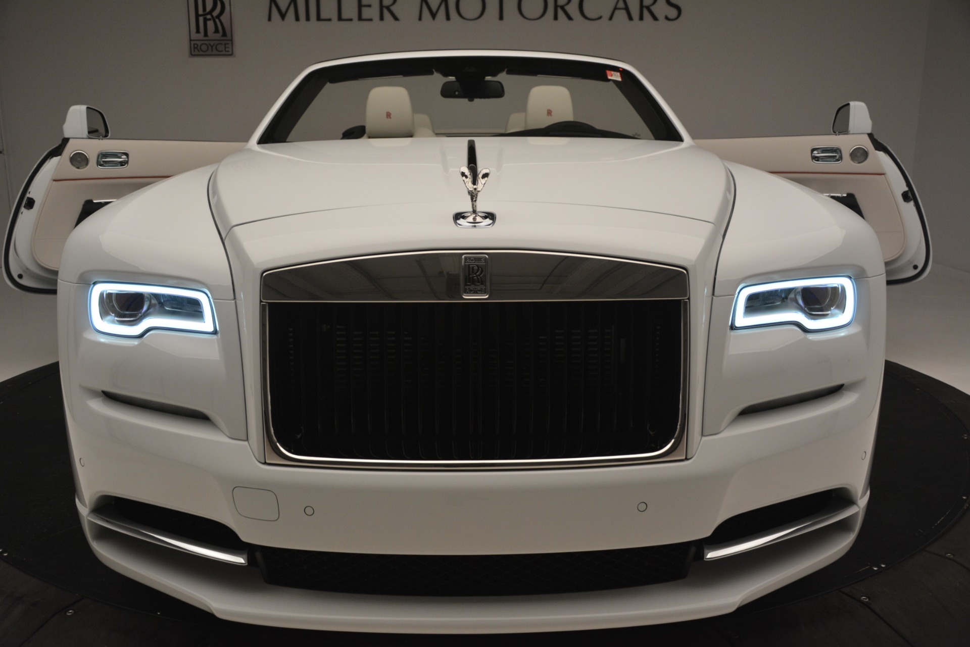 Used-2019-Rolls-Royce-Dawn