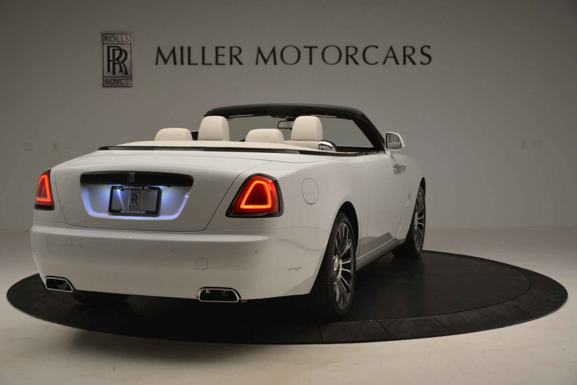 Used-2019-Rolls-Royce-Dawn