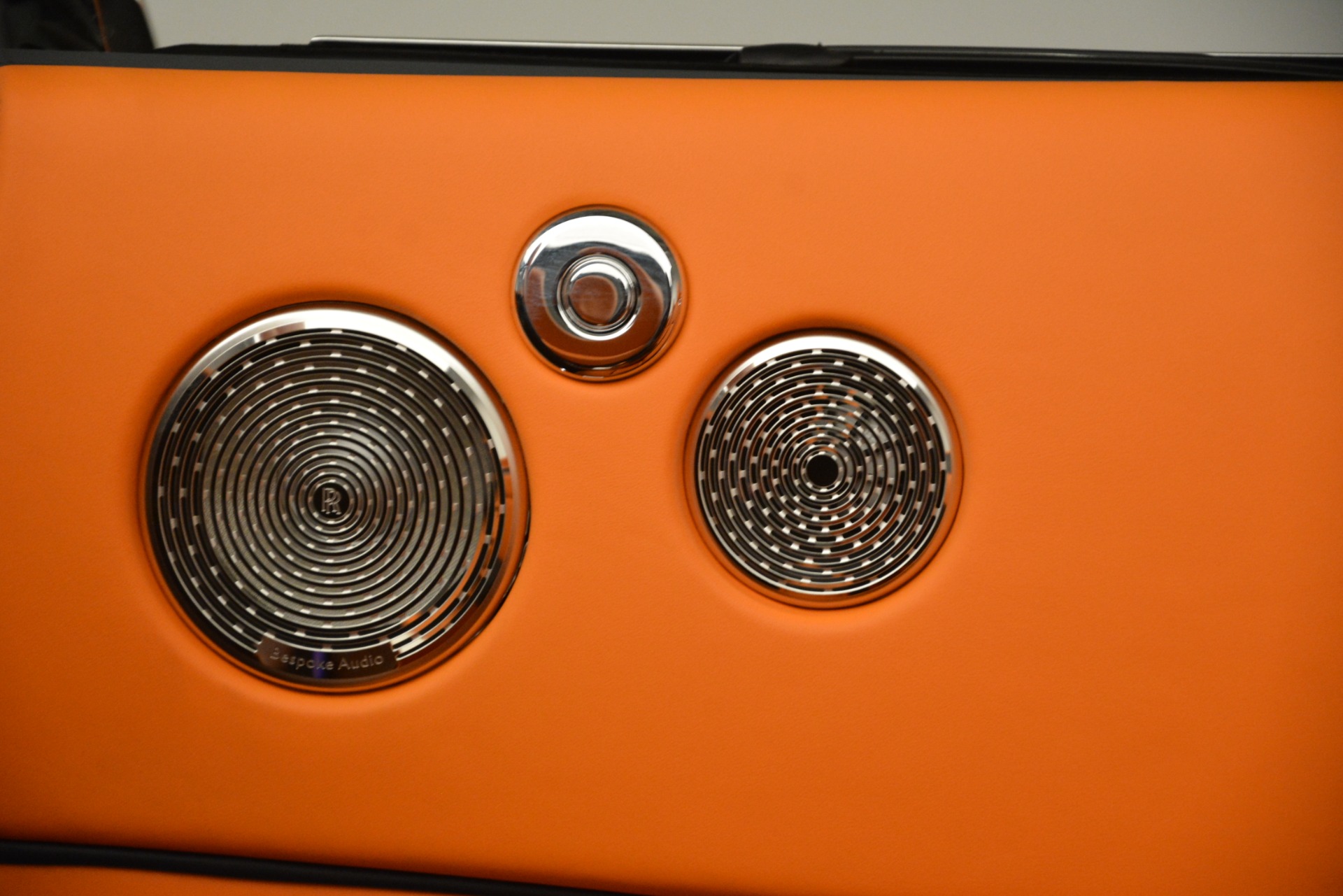 New-2019-Rolls-Royce-Dawn