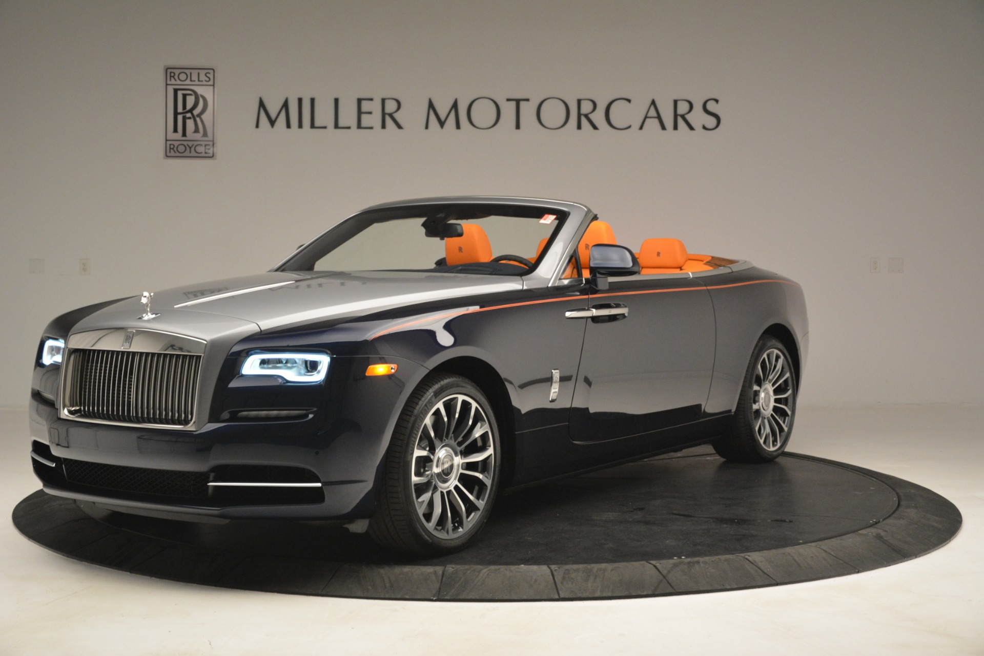 New-2019-Rolls-Royce-Dawn