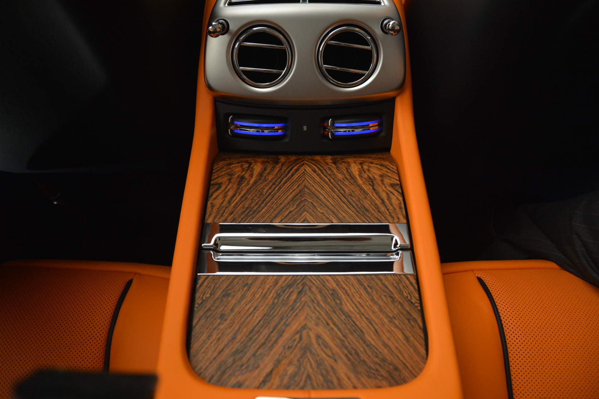 New-2019-Rolls-Royce-Dawn