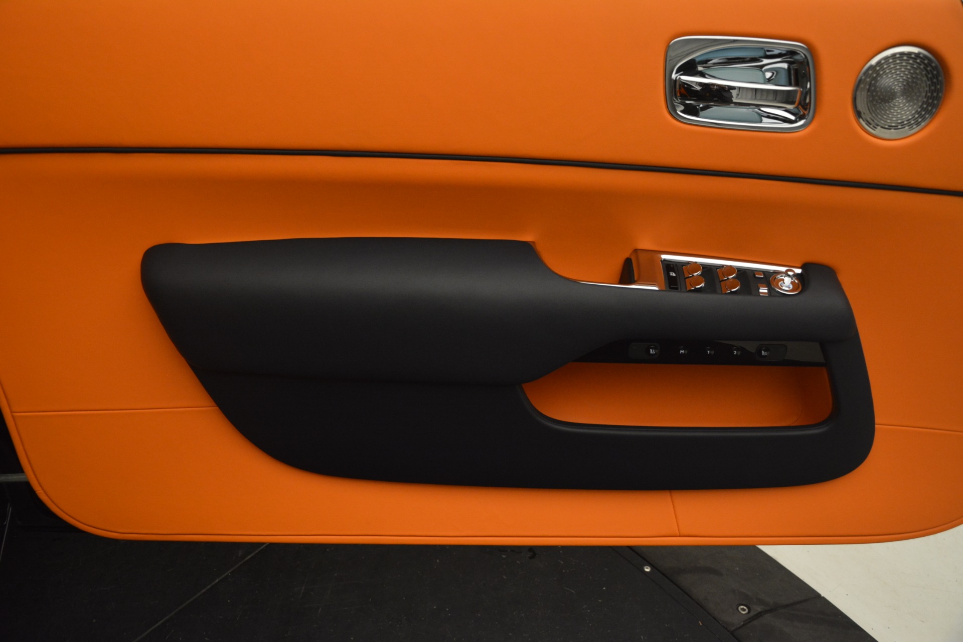 New-2019-Rolls-Royce-Dawn