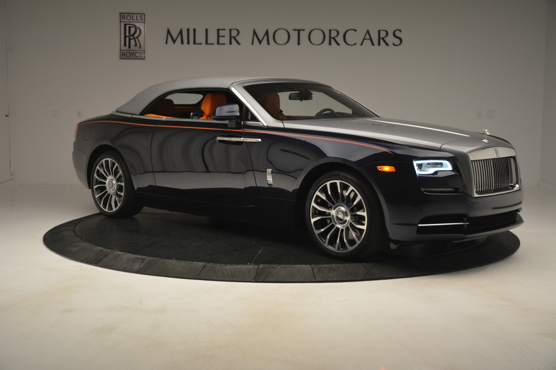 New-2019-Rolls-Royce-Dawn