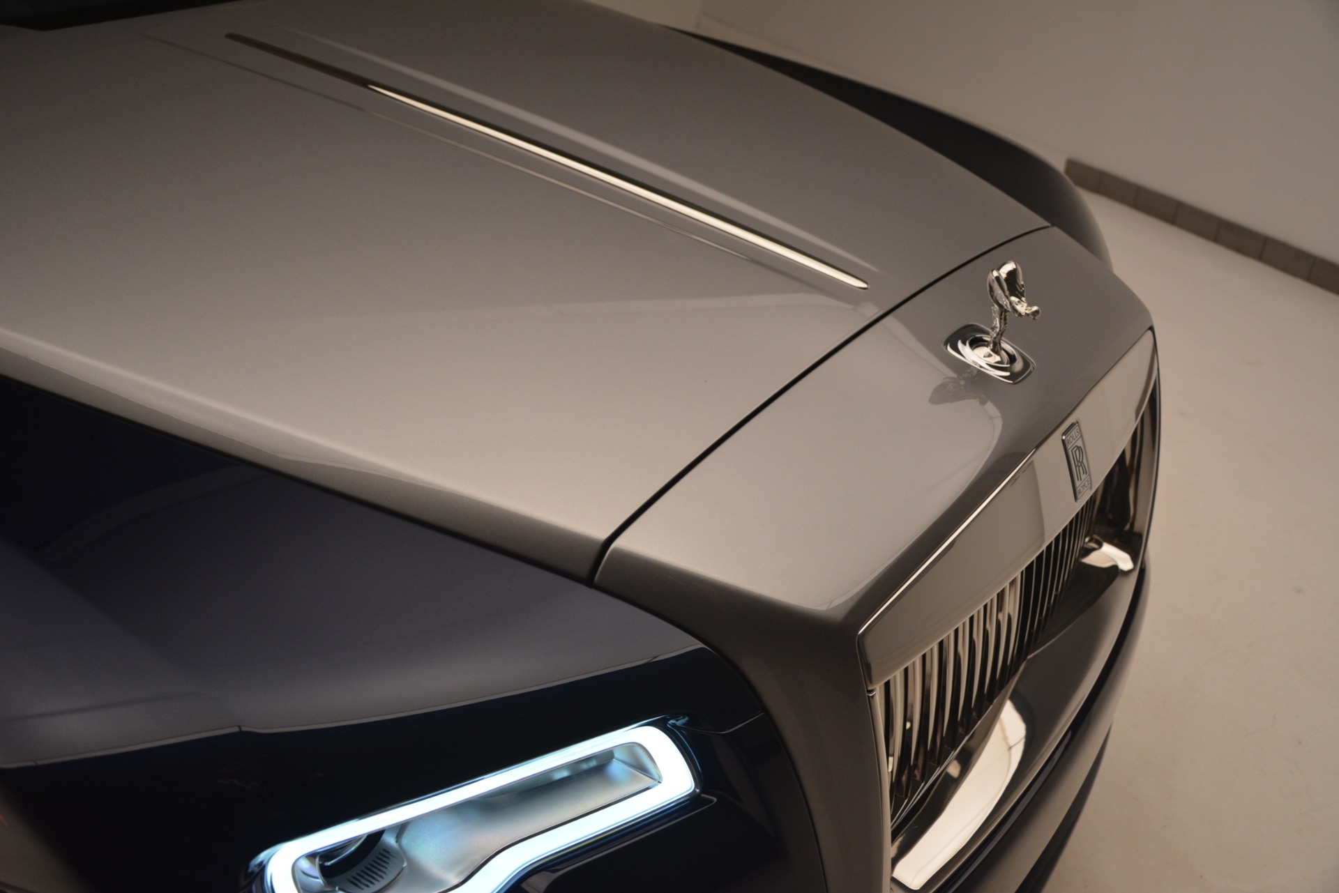 New-2019-Rolls-Royce-Dawn