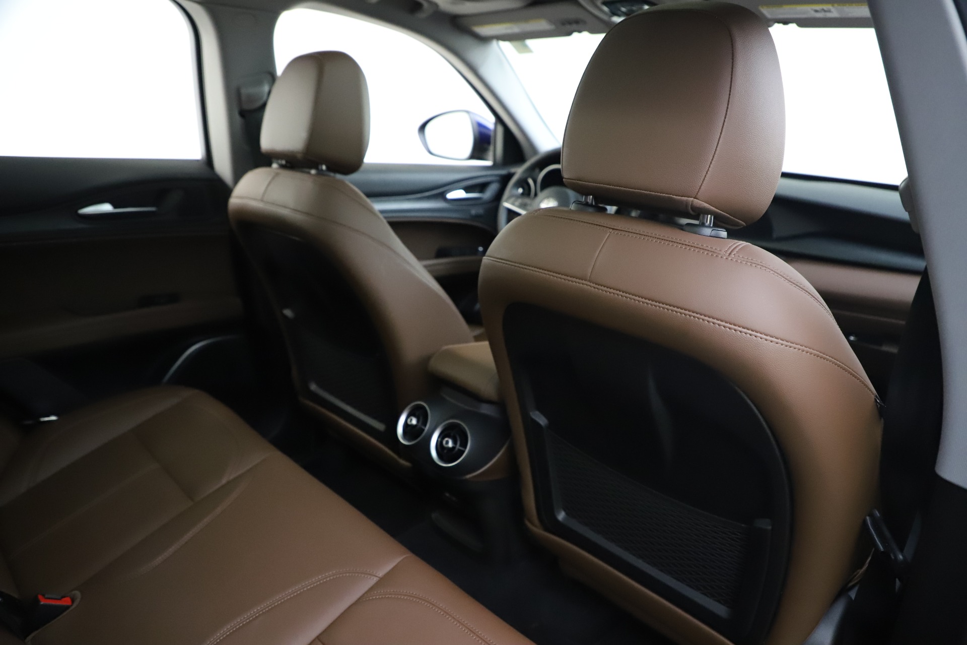 Used-2019-Alfa-Romeo-Stelvio-Q4