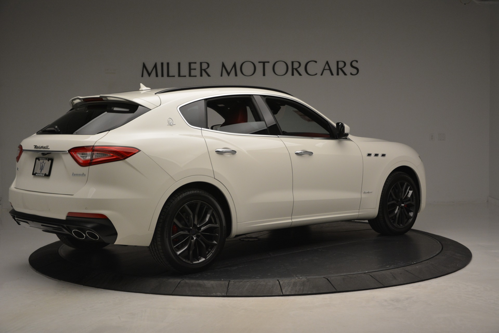 New-2019-Maserati-Levante-Q4-GranSport