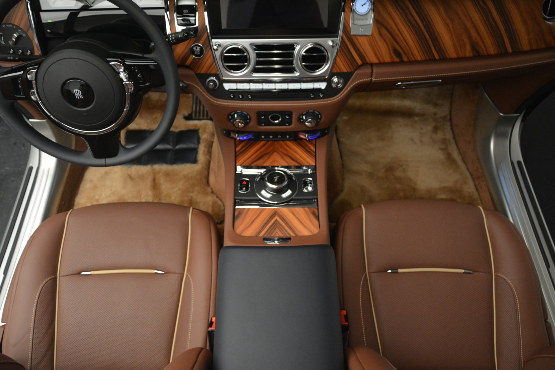 New-2019-Rolls-Royce-Dawn