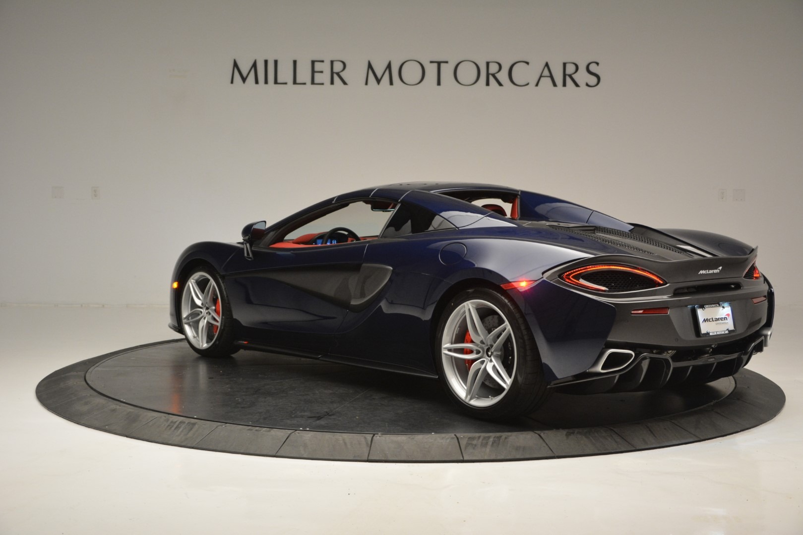 Used-2019-McLaren-570S-Spider
