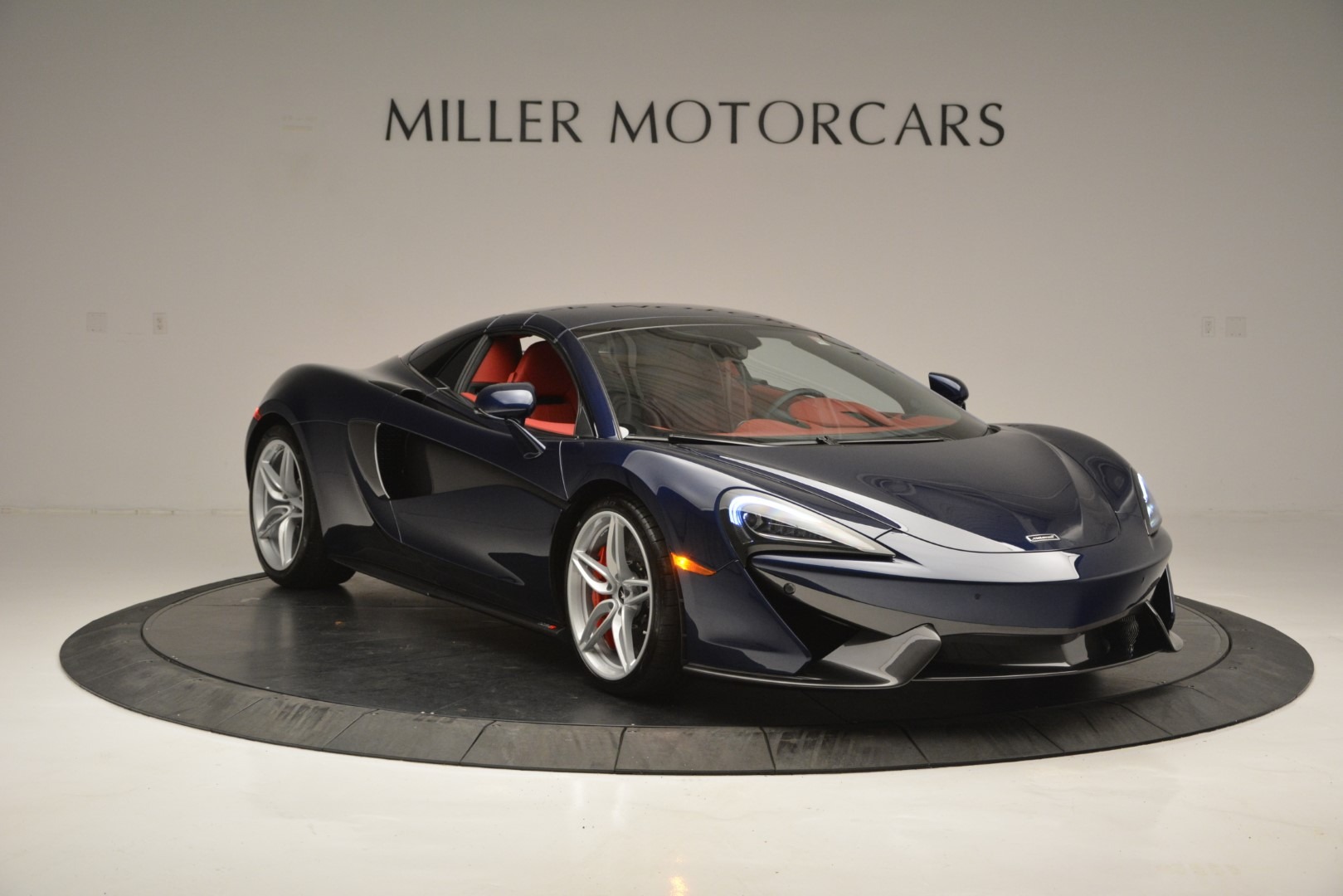 Used-2019-McLaren-570S-Spider