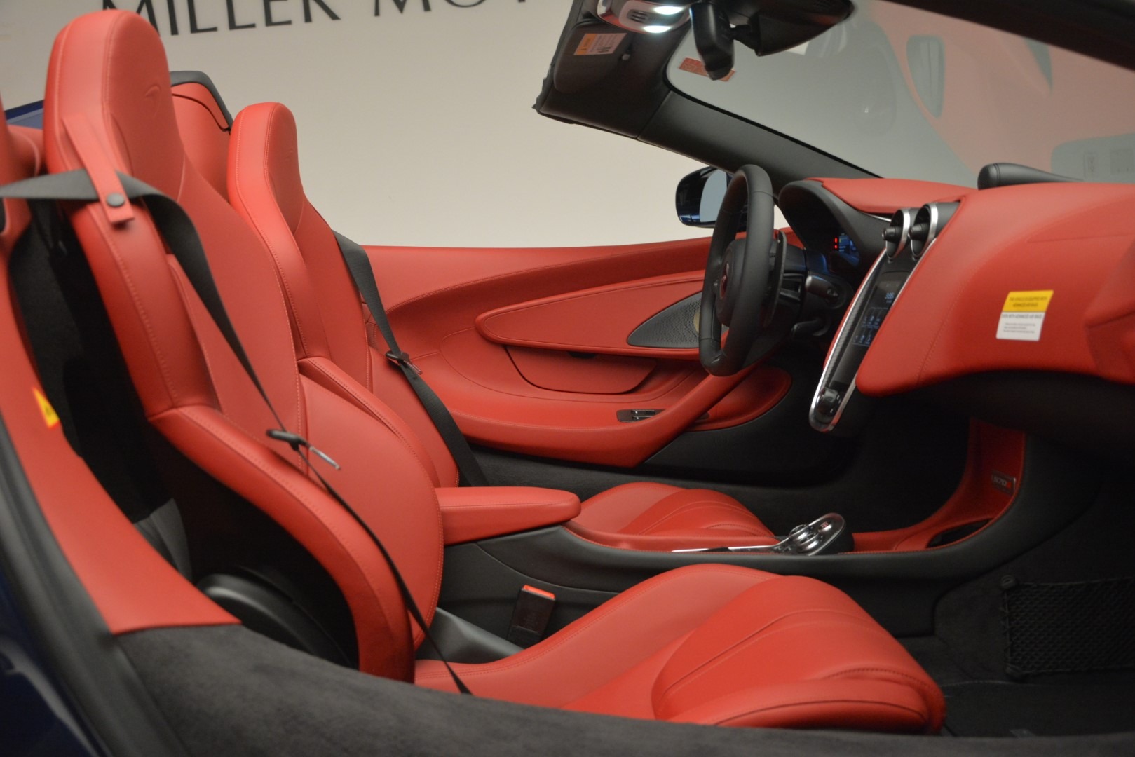 Used-2019-McLaren-570S-Spider