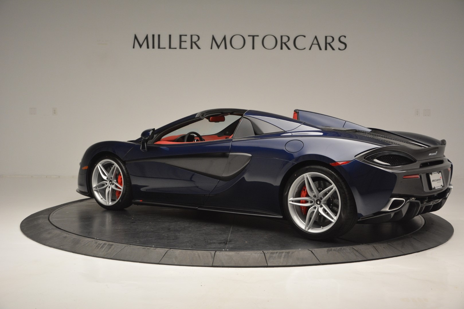 Used-2019-McLaren-570S-Spider